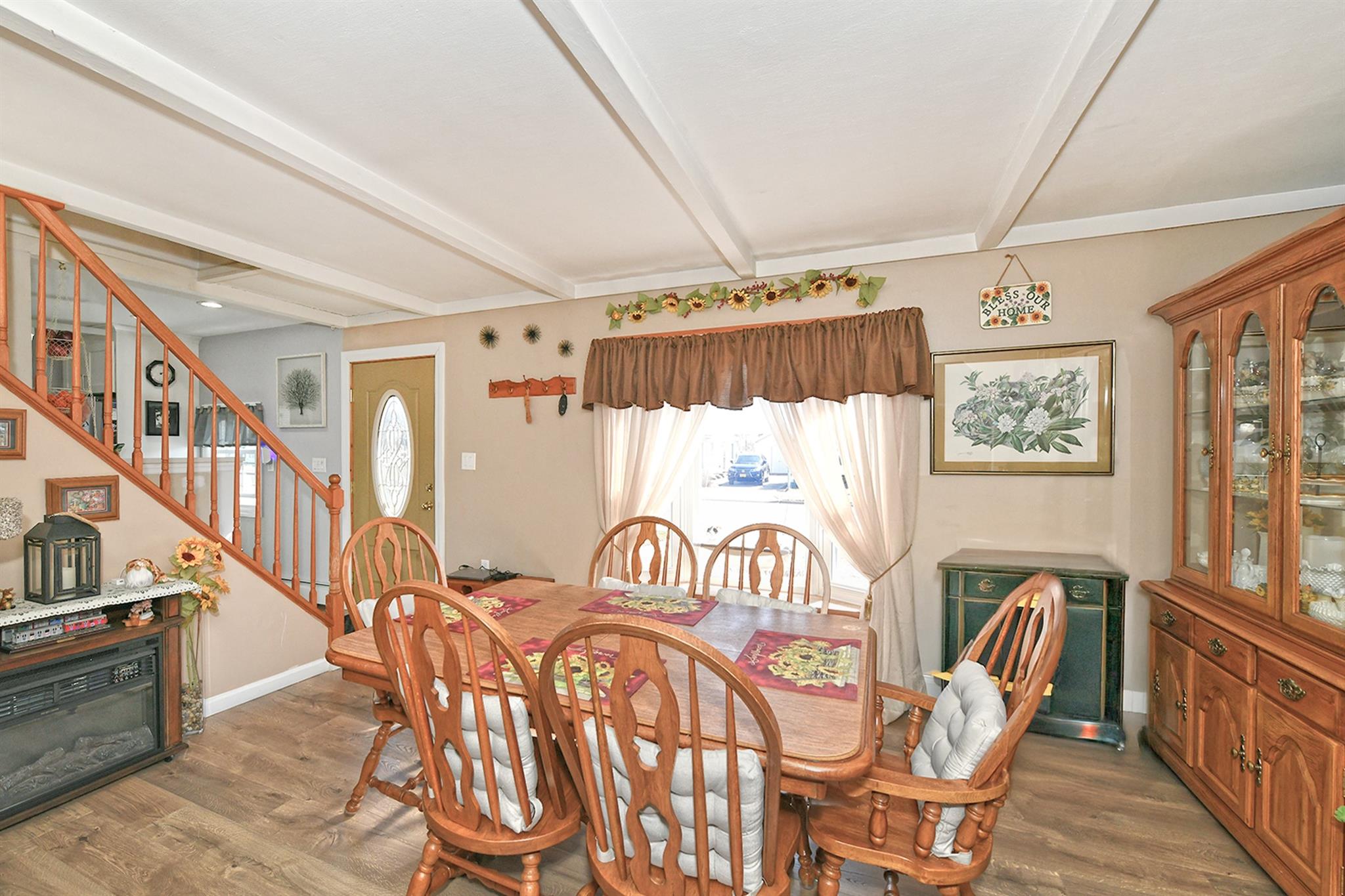 Levittown, New York, 11756, United States, 3 Bedrooms Bedrooms, ,1 BathroomBathrooms,Residential,For Sale,1737239