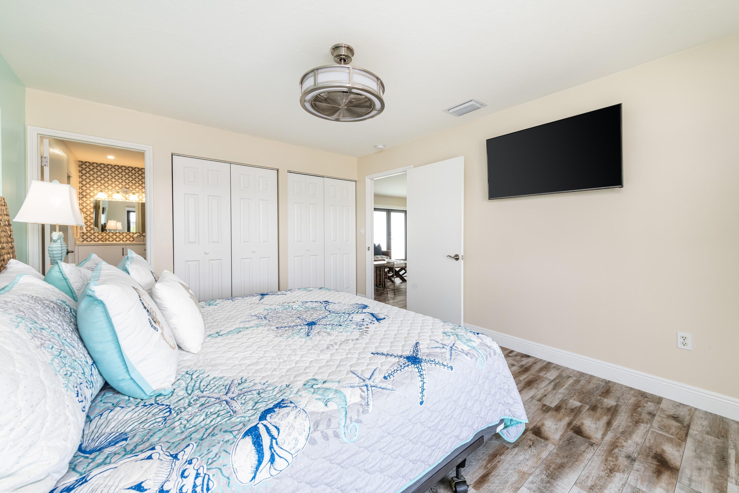 MARATHON, Florida, 33050, United States, 2 Bedrooms Bedrooms, ,2 BathroomsBathrooms,Residential,For Sale,1988223