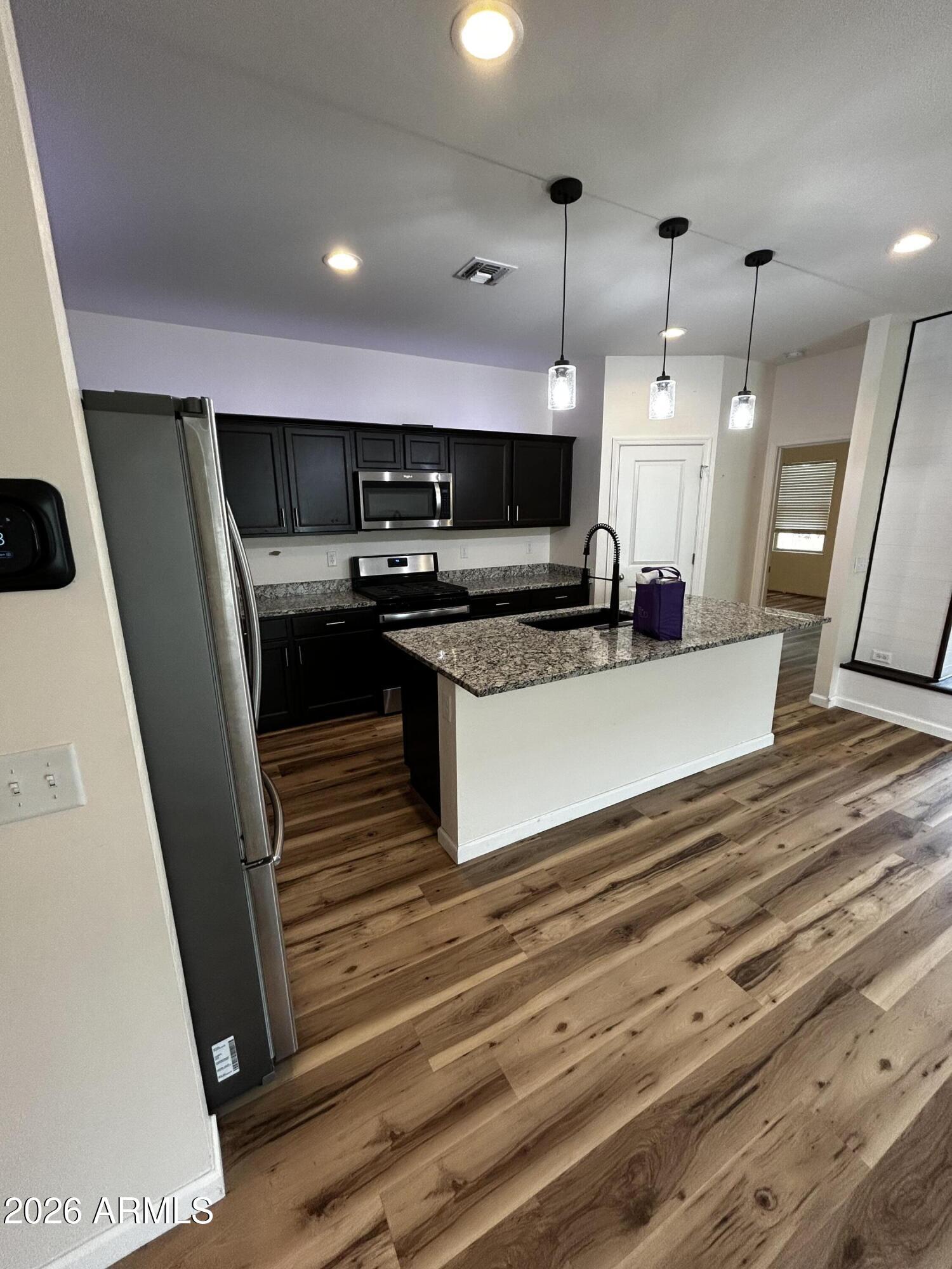  304 W White Sands Drive ¦San Tan Valley, AZ - 物件實景
