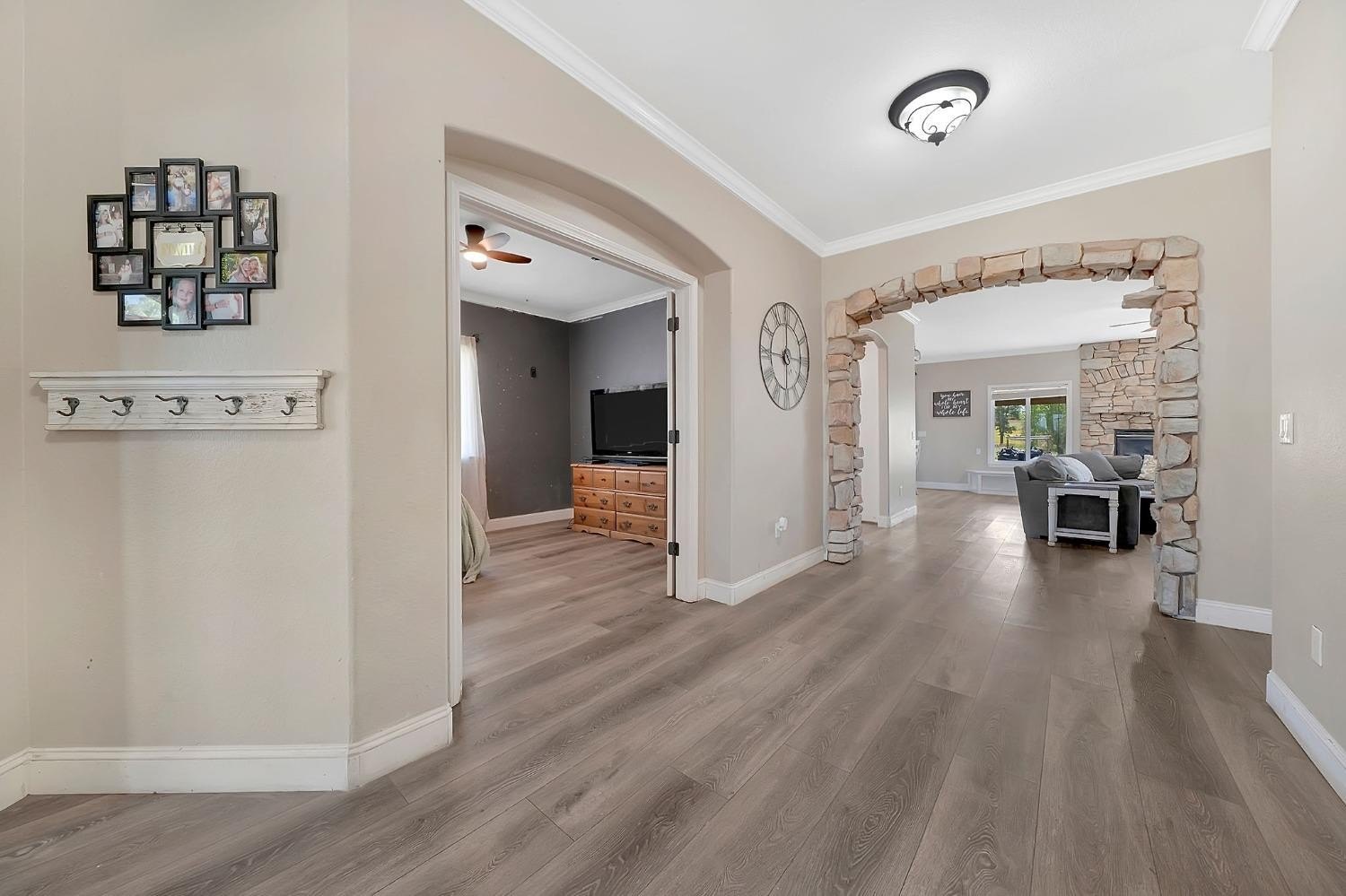 Valley Springs, California, 95252, United States, 3 Bedrooms Bedrooms, ,2 BathroomsBathrooms,Residential,For Sale,1879867