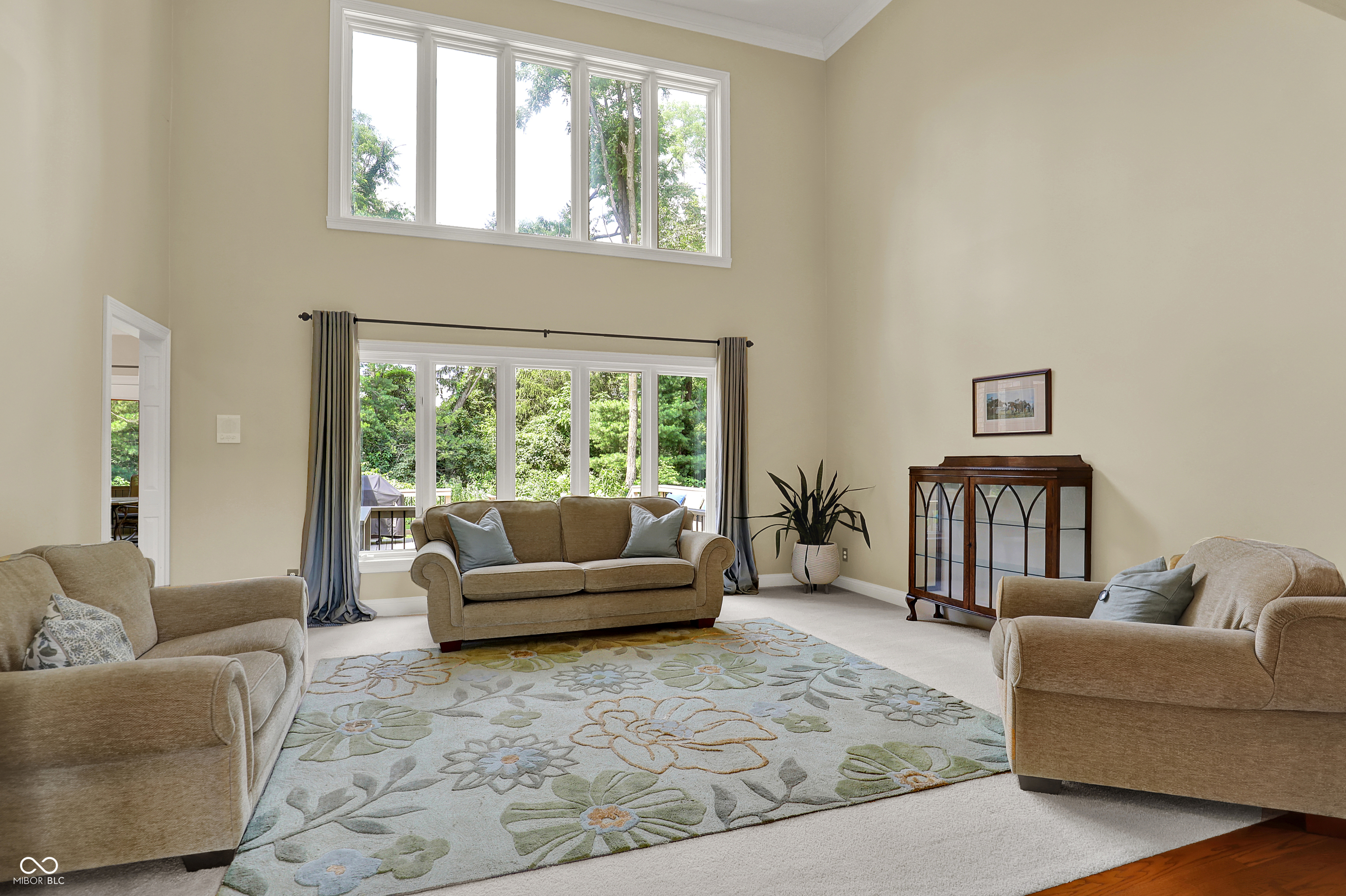 Zionsville, Indiana, 46077, United States, 5 Bedrooms Bedrooms, ,5 BathroomsBathrooms,Residential,For Sale,1978641