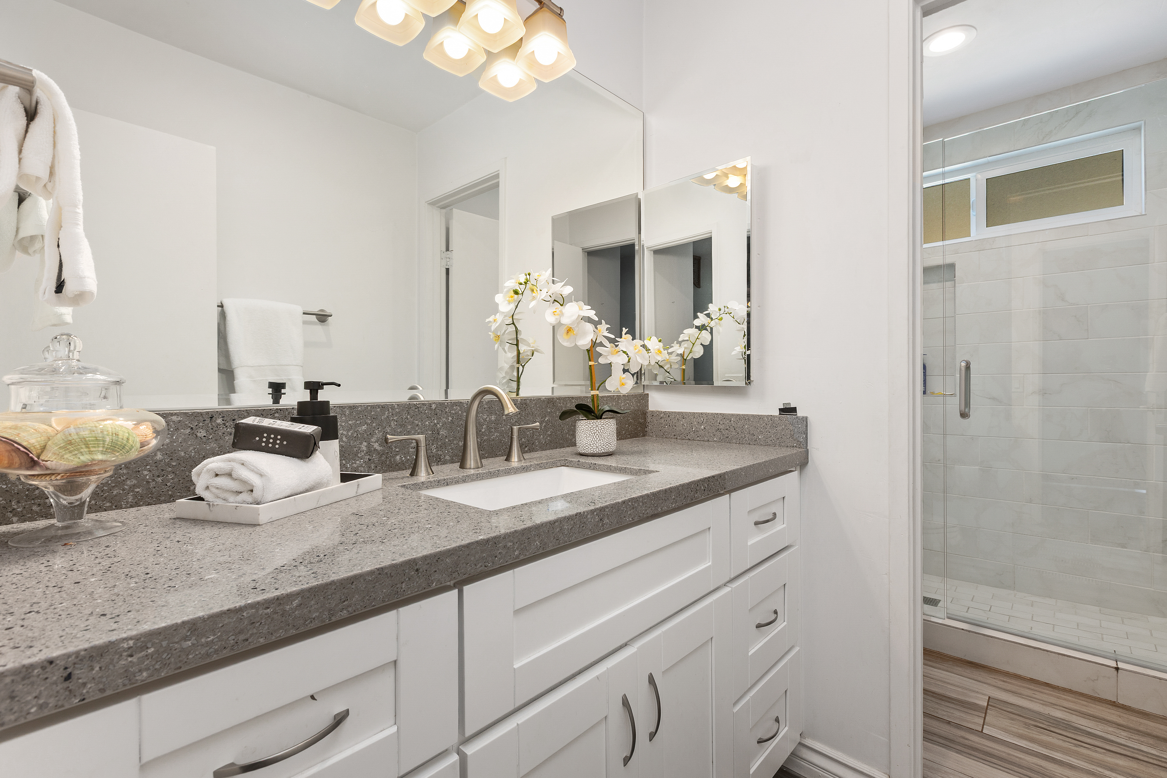  25950 Kaywood Drive, Escondido, CA 92026 - 物件實景