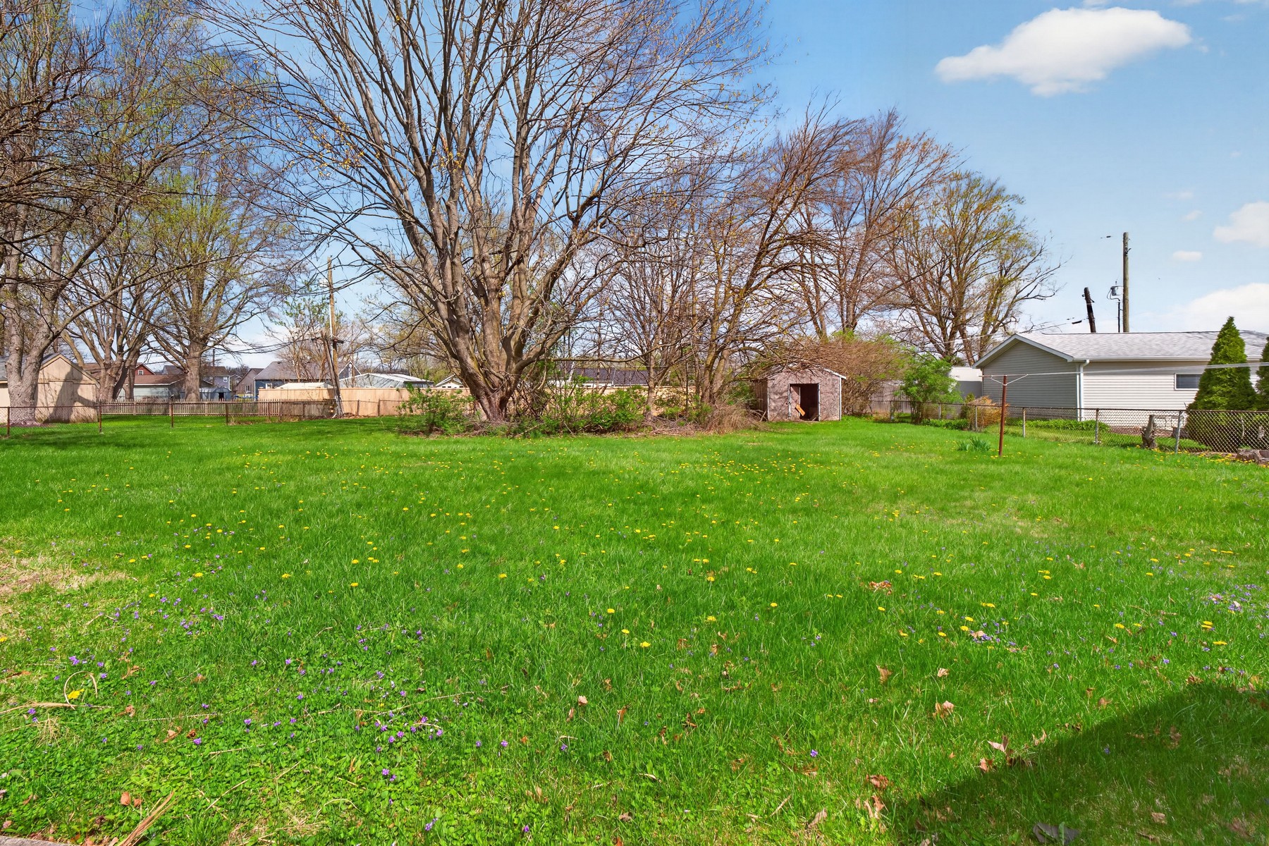  Fort Wayne Home Filled with Potential - 物件實景