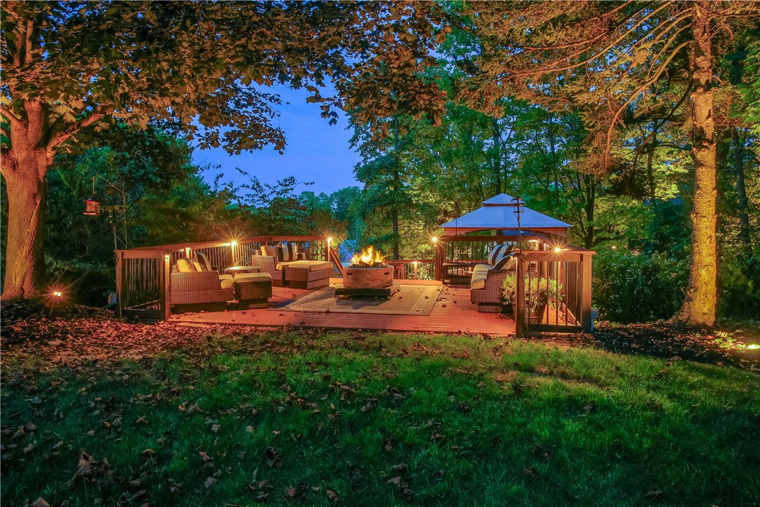 Pine Twp, Pennsylvania, 15044, United States, 4 Bedrooms Bedrooms, ,3 BathroomsBathrooms,Residential,For Sale,1951267