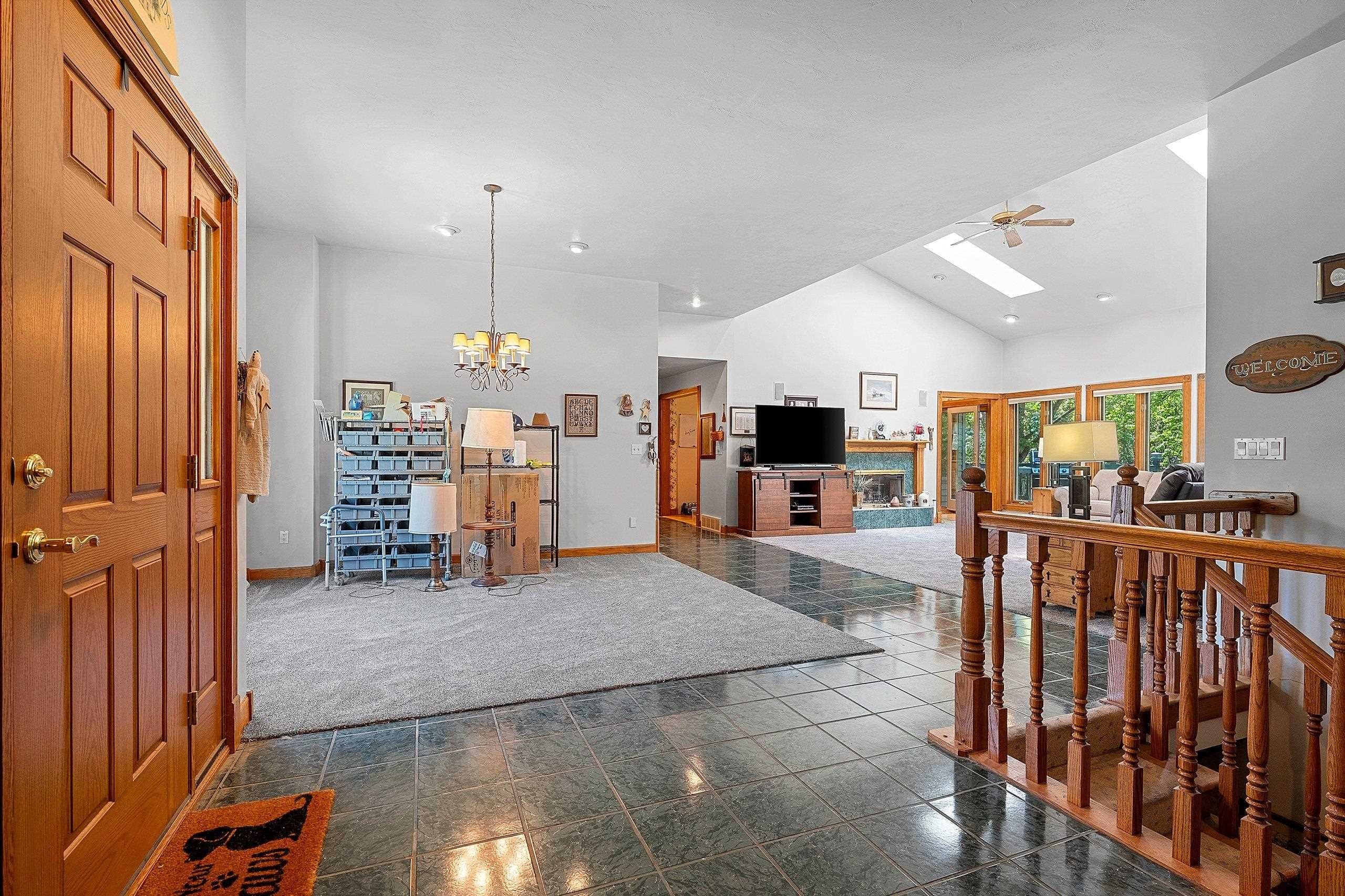 DE PERE, Wisconsin, 54115-9240, United States, 4 Bedrooms Bedrooms, ,4 BathroomsBathrooms,Residential,For Sale,2048017
