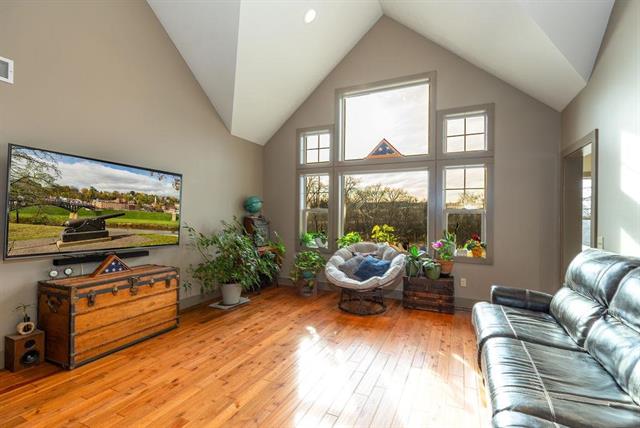 Galena, Illinois, 61036, United States, 3 Bedrooms Bedrooms, ,5 BathroomsBathrooms,Residential,For Sale,1753135