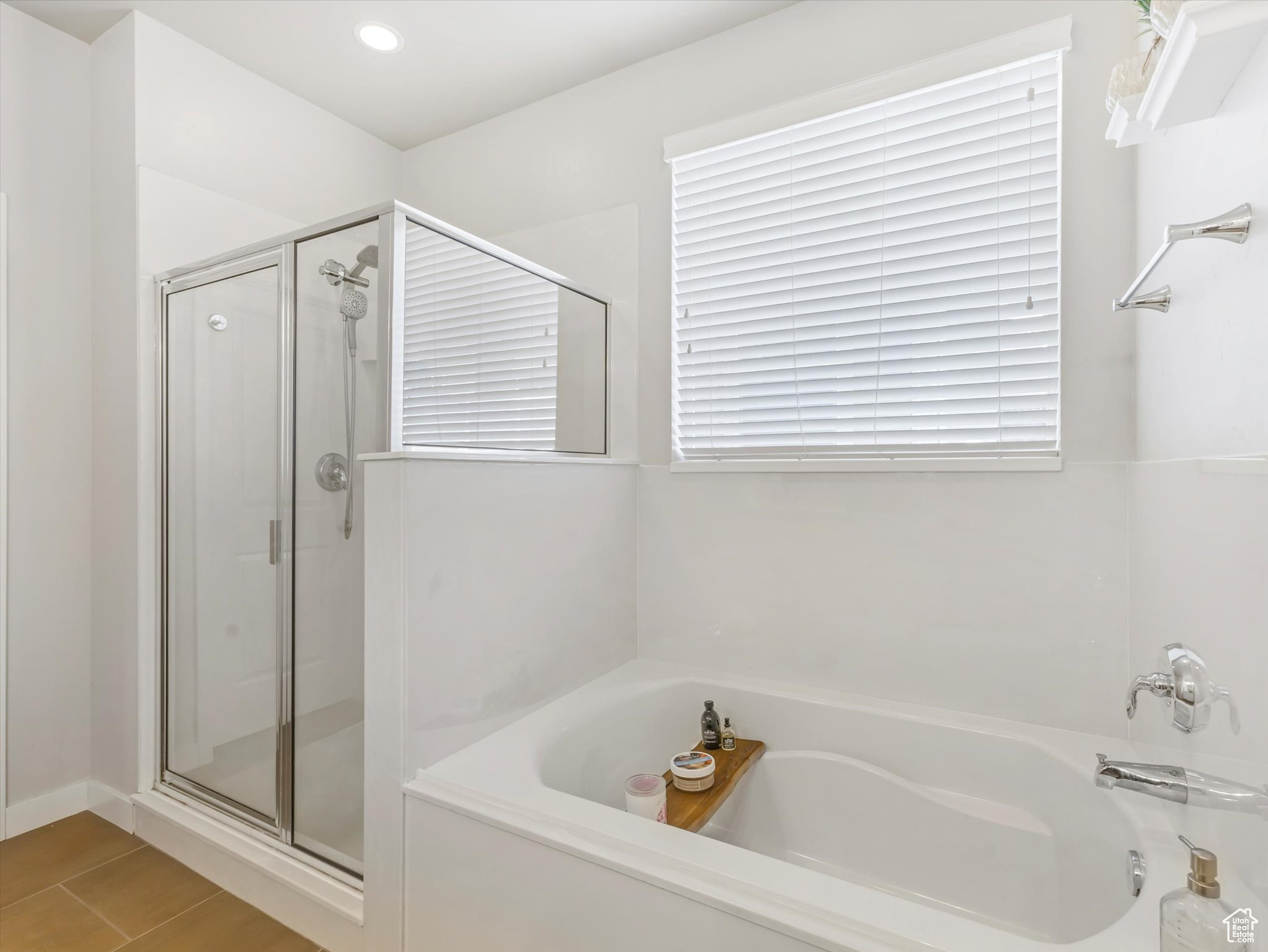 West Jordan, Utah, 84081, United States, 3 Bedrooms Bedrooms, ,3 BathroomsBathrooms,Residential,For Sale,1875821