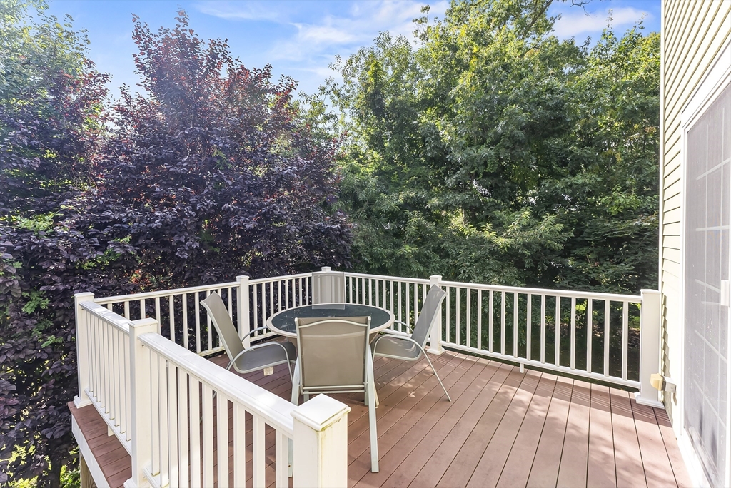 Duxbury, Massachusetts, 02332, United States, 3 Bedrooms Bedrooms, ,3 BathroomsBathrooms,Residential,For Sale,1940919