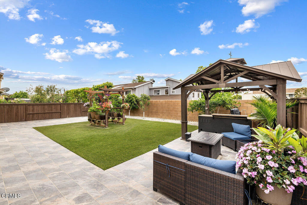Ventura, California, 93004, United States, 4 Bedrooms Bedrooms, ,4 BathroomsBathrooms,Residential,For Sale,1834662