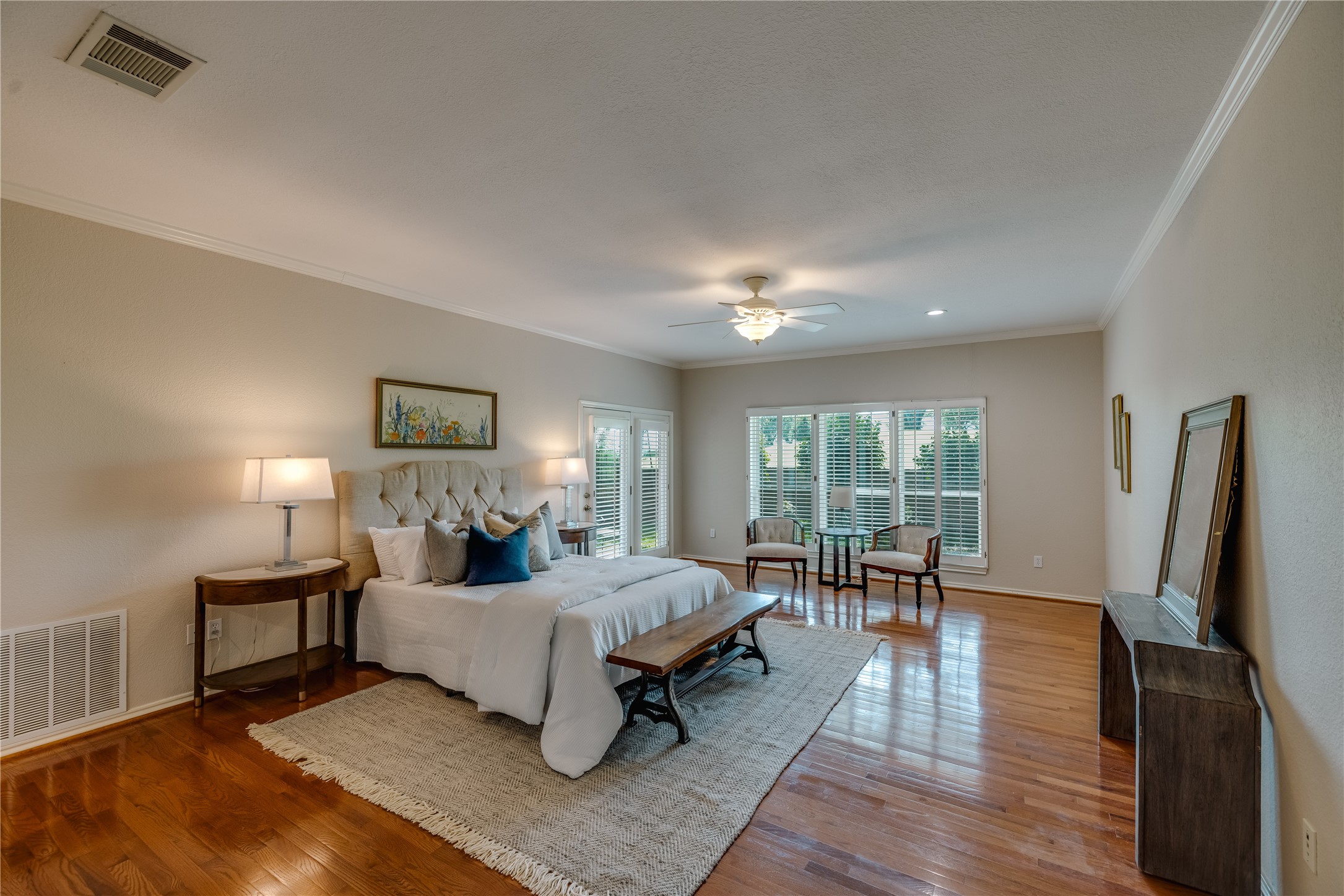 Fort Worth, Texas, 76116, United States, 4 Bedrooms Bedrooms, ,4 BathroomsBathrooms,Residential,For Sale,1926062