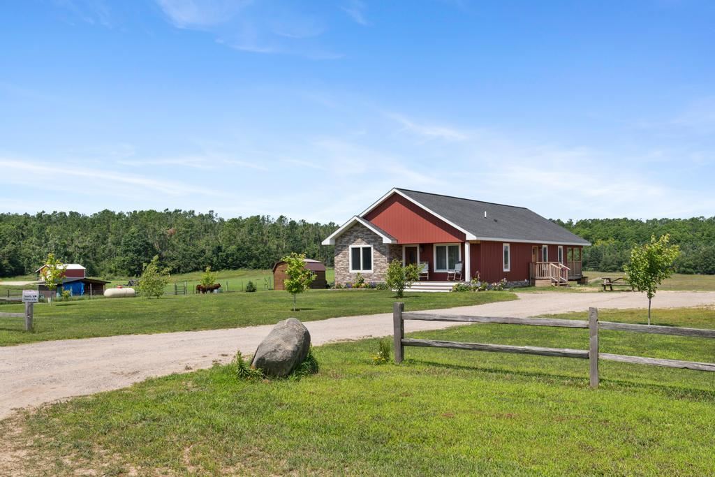 Alanson, Michigan, 49706, United States, 3 Bedrooms Bedrooms, ,3 BathroomsBathrooms,Residential,For Sale,1907039