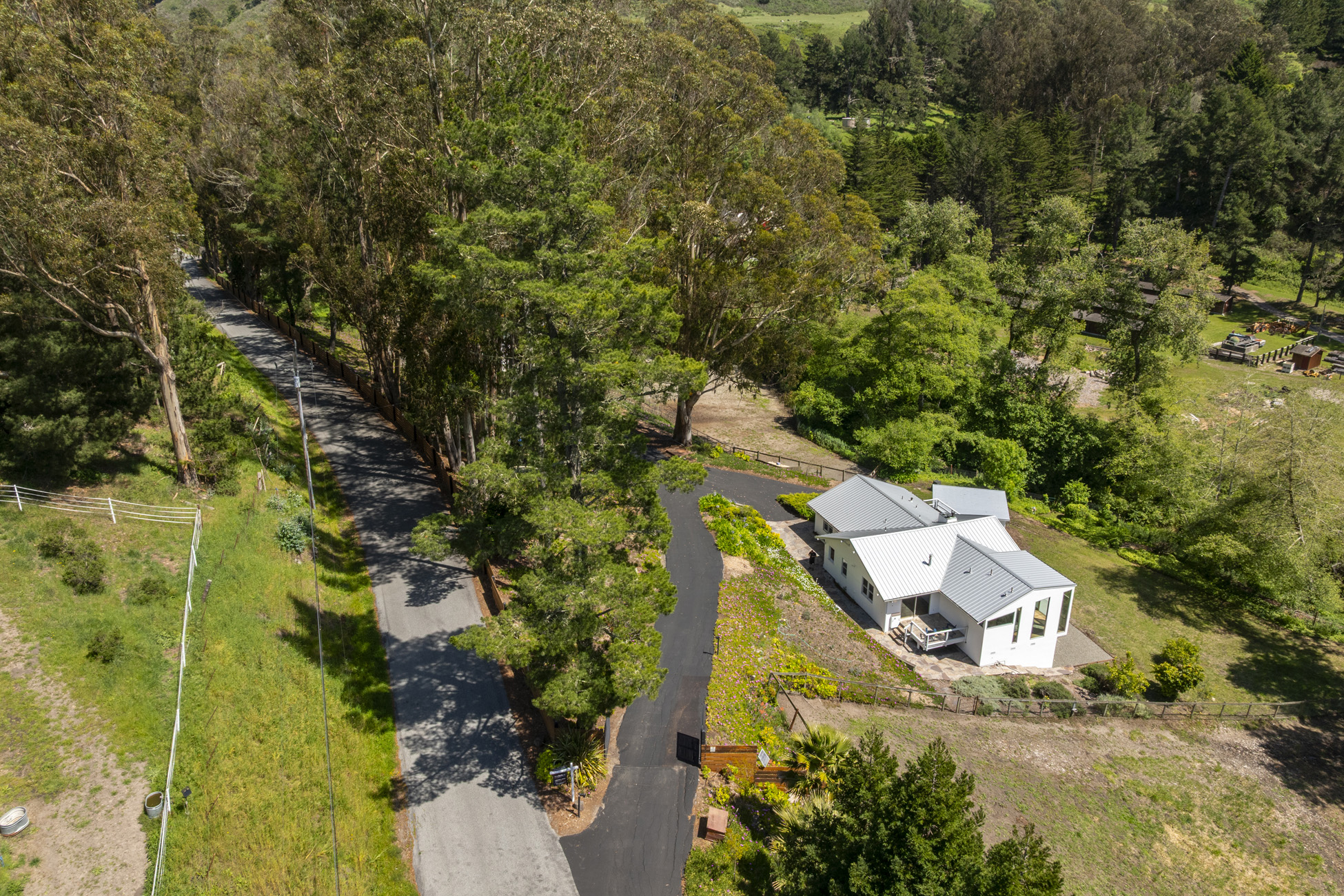  2570 Purissima Creek Rd, Half Moon Bay - 物件實景