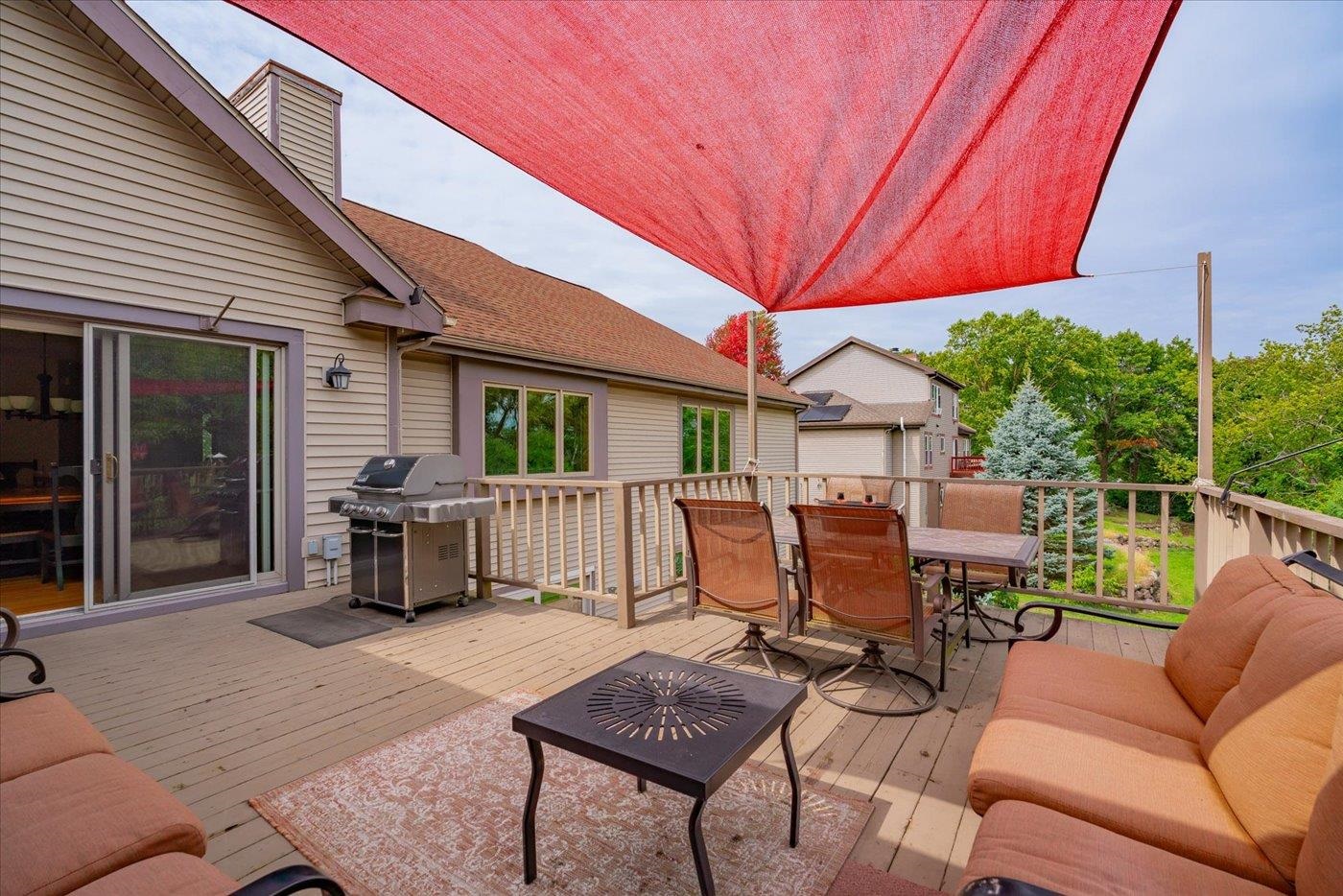 Fitchburg, Wisconsin, 53711, United States, 4 Bedrooms Bedrooms, ,4 BathroomsBathrooms,Residential,For Sale,1977409