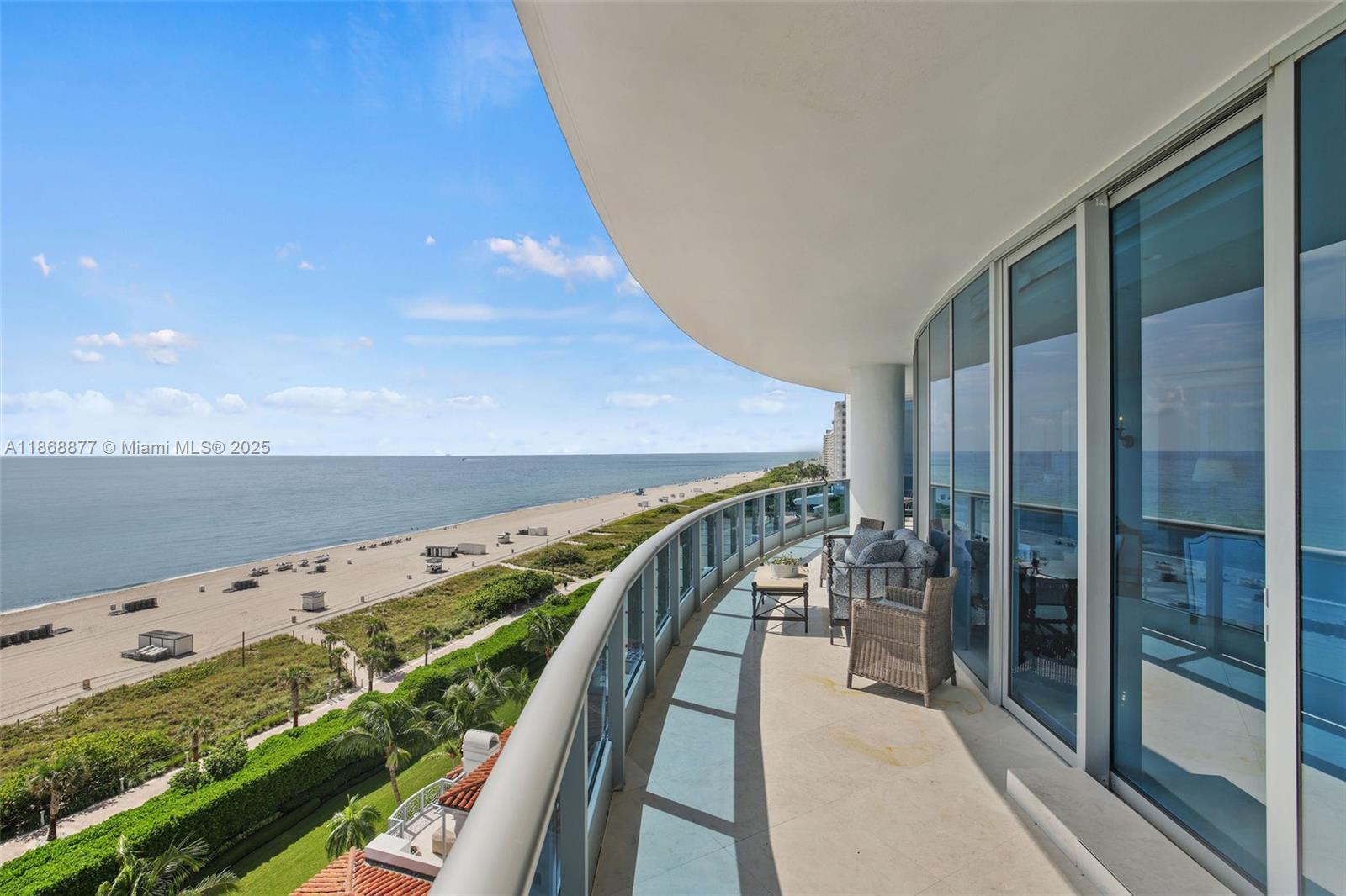 Miami Beach, Florida, 33140, United States, 3 Bedrooms Bedrooms, ,4 BathroomsBathrooms,Residential,For Sale,1934694