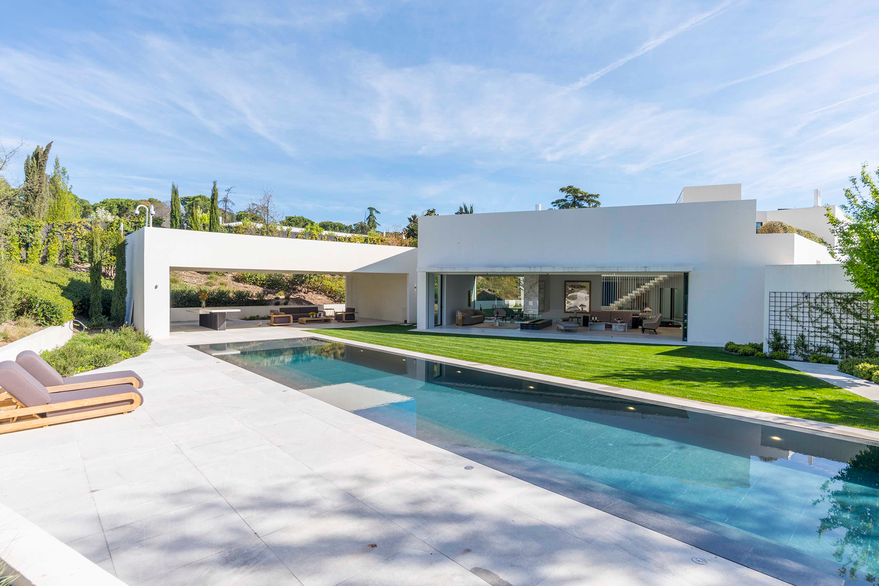  Spectacular detached villa with pool in Somosaguas, Pozuelo de Alarcón - 物件實景