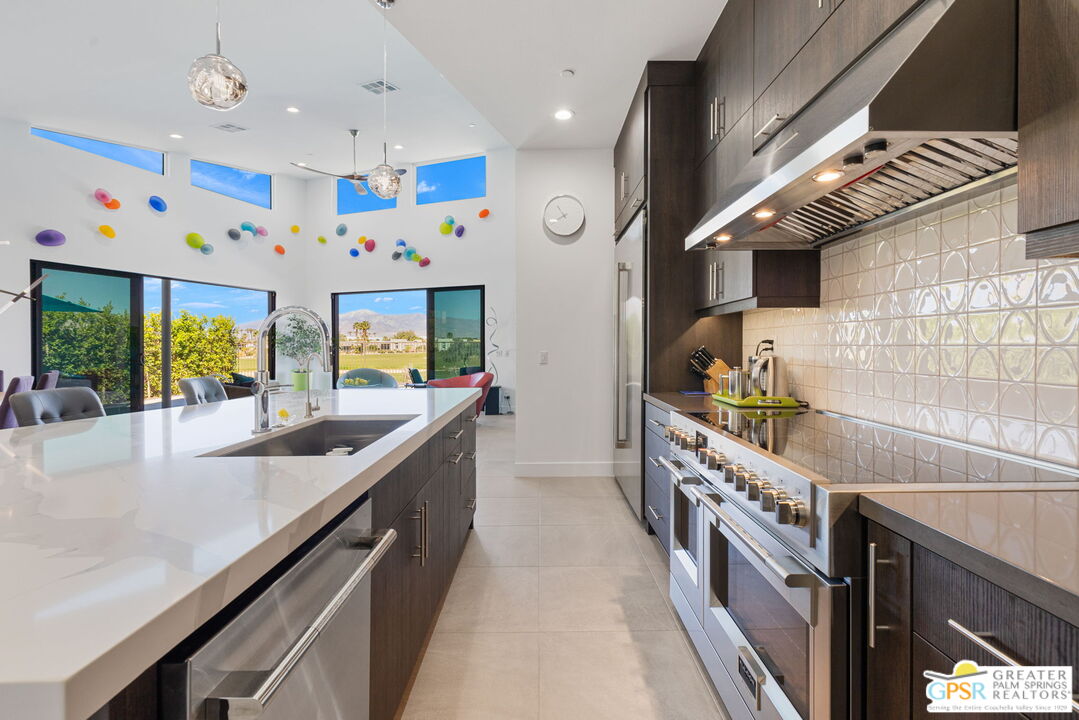 Palm Springs, California, 92262, United States, 3 Bedrooms Bedrooms, ,3 BathroomsBathrooms,Residential,For Sale,1903591