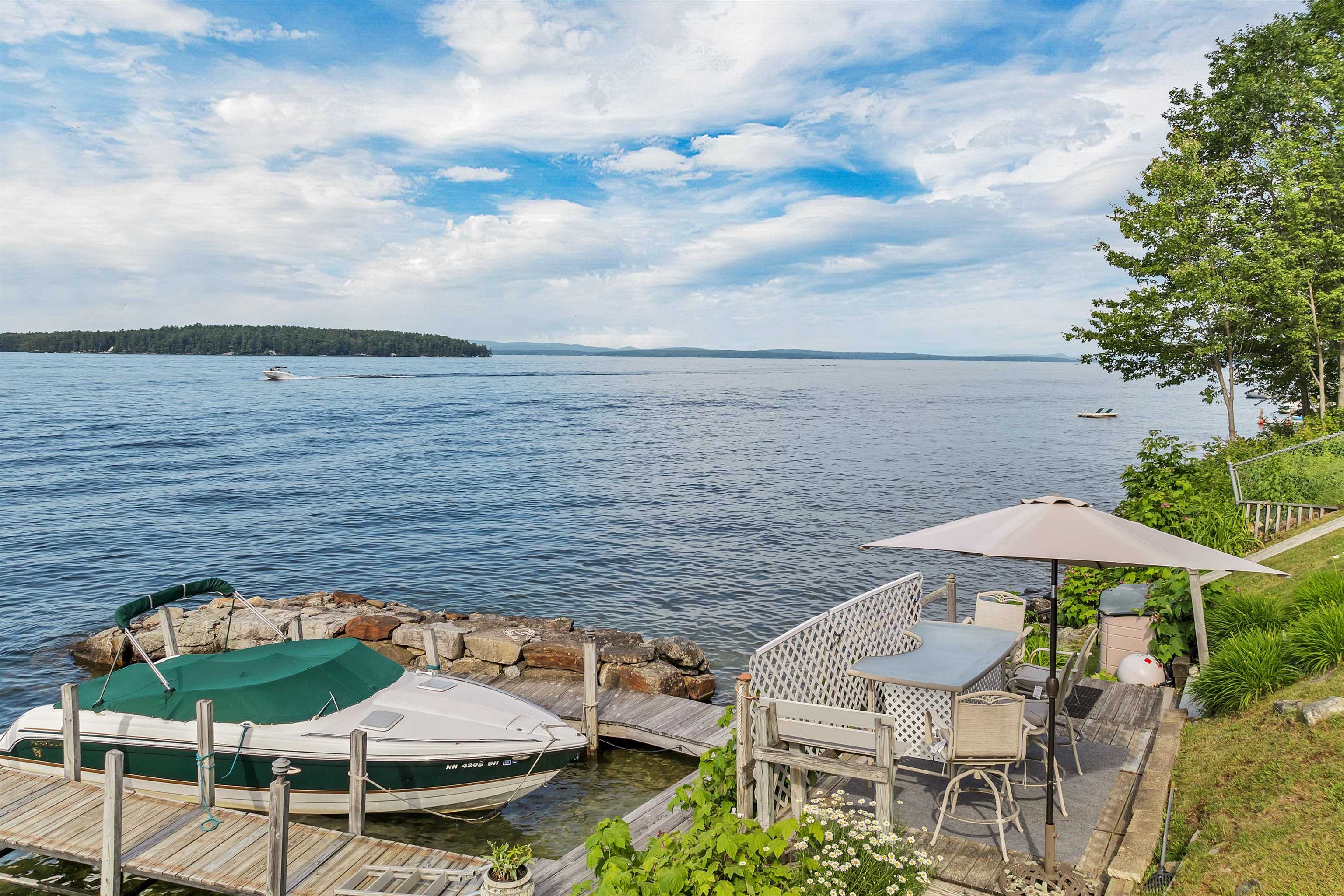 Gilford, New Hampshire, 03249, United States, 3 Bedrooms Bedrooms, ,3 BathroomsBathrooms,Residential,For Sale,1875899