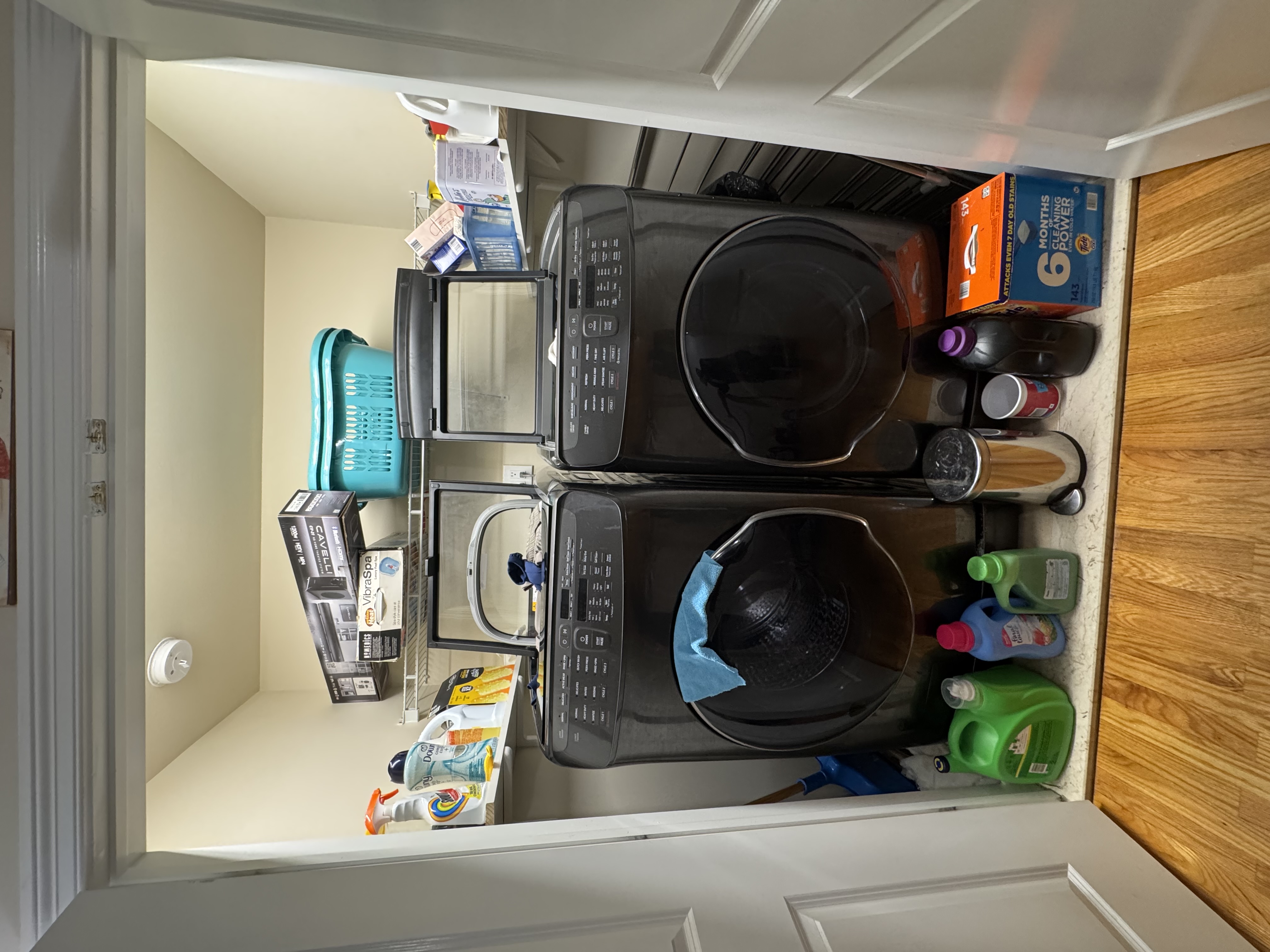 Fairview, New Jersey, 07022, United States, 3 Bedrooms Bedrooms, ,3 BathroomsBathrooms,Residential,For Sale,1978631