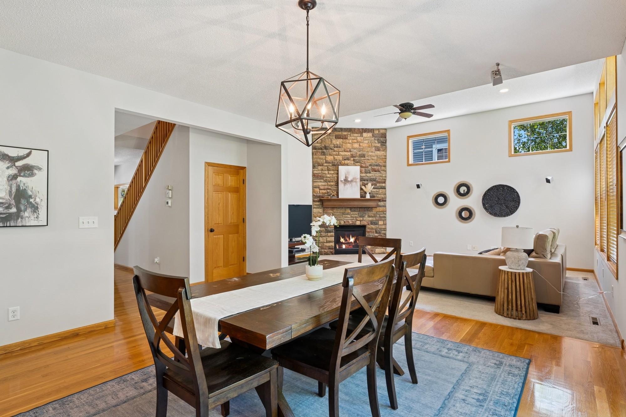Woodbury, Minnesota, 55129, United States, 5 Bedrooms Bedrooms, ,3 BathroomsBathrooms,Residential,For Sale,1917665