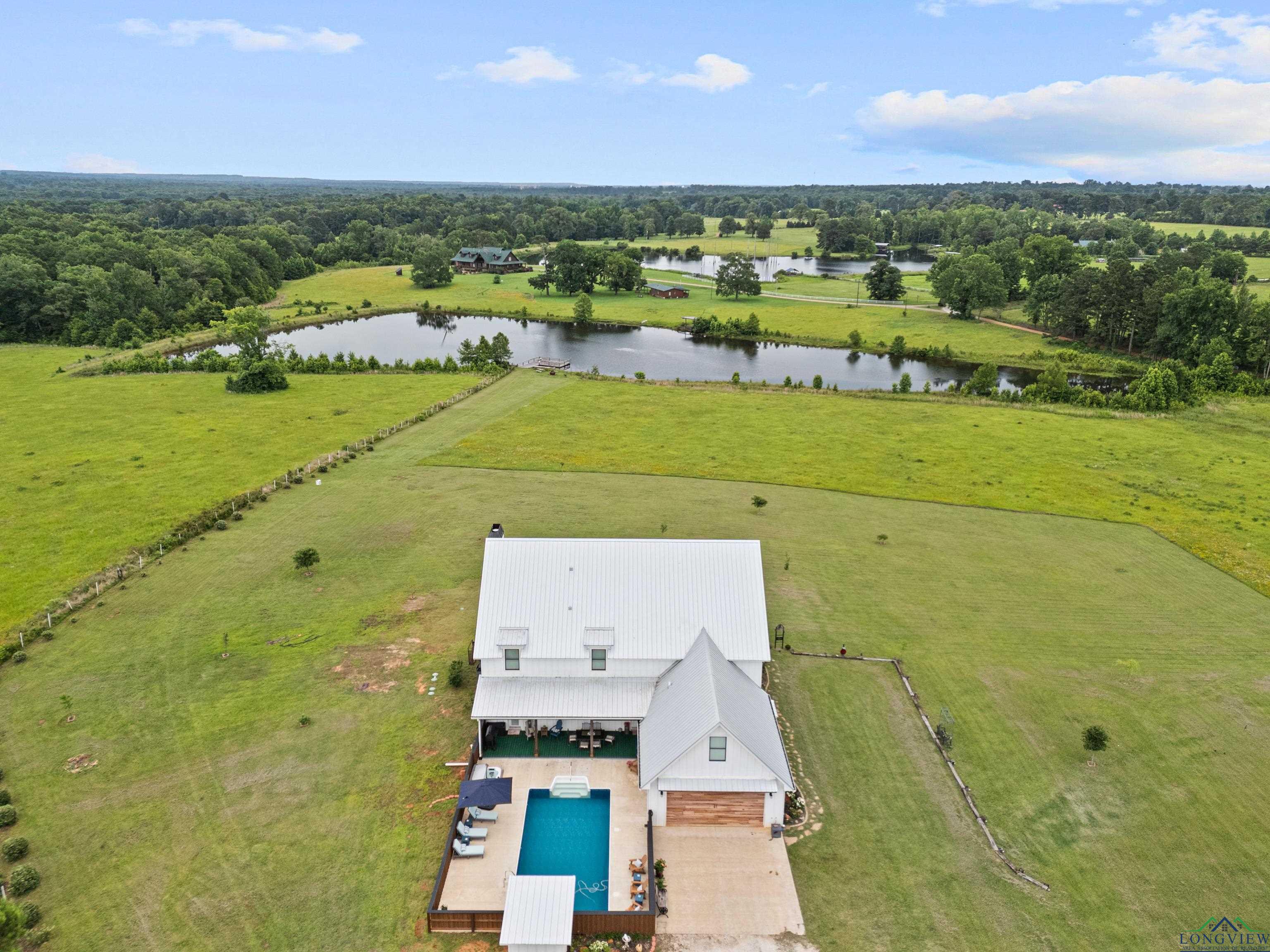 Jefferson, Texas, 75657, United States, 4 Bedrooms Bedrooms, ,4 BathroomsBathrooms,Residential,For Sale,1859470