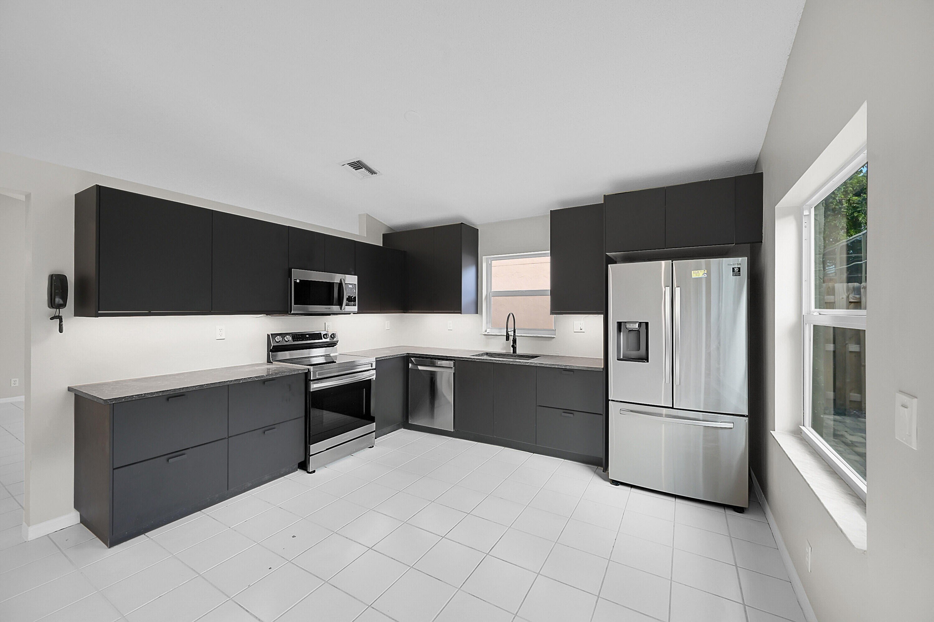 Boca Raton, Florida, 33428, United States, 3 Bedrooms Bedrooms, ,2 BathroomsBathrooms,Residential,For Sale,1989899