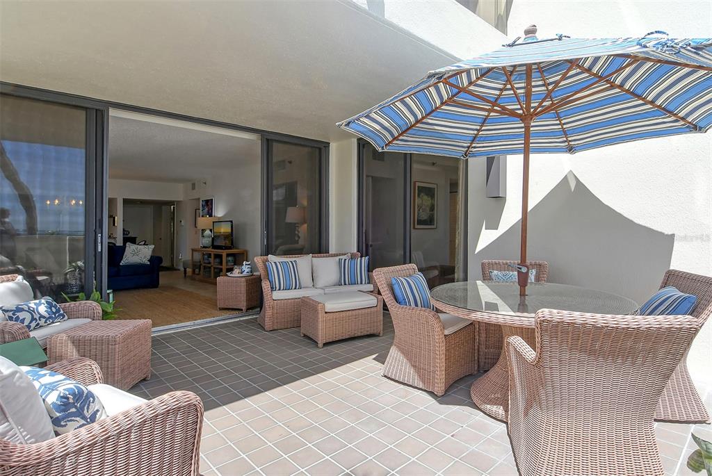 Longboat Key, Florida, 34228, United States, 2 Bedrooms Bedrooms, ,2 BathroomsBathrooms,Residential,For Sale,1989430