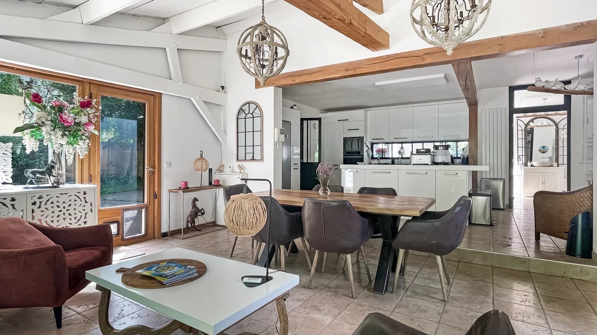 Bois-le-Roi, Île-de-France, 77590, FR, 4 Bedrooms Bedrooms, ,2 BathroomsBathrooms,Residential,For Sale,1986489