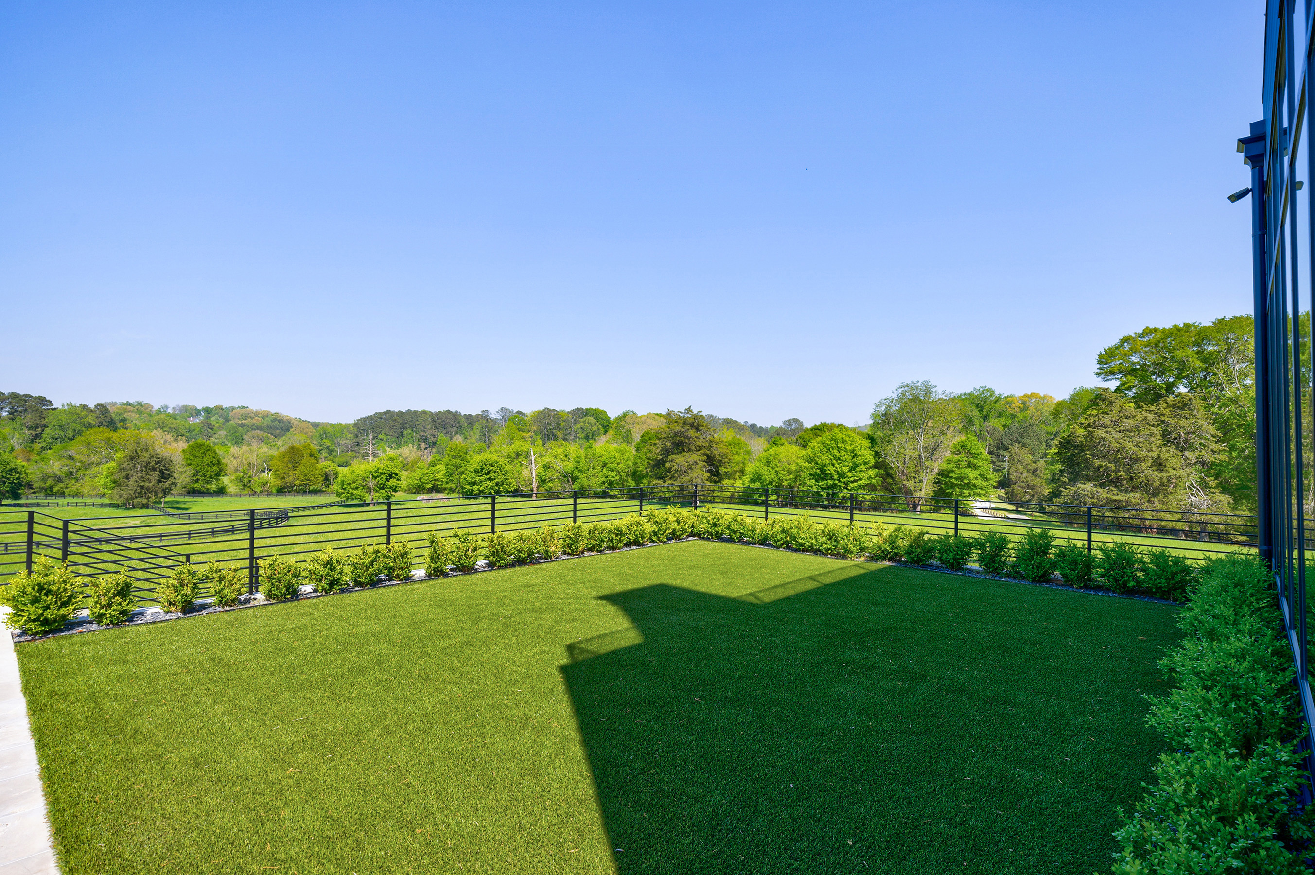  Stunning Milton Estate with Barn and Greenhouse on 50+/- Private Acres - 物件實景