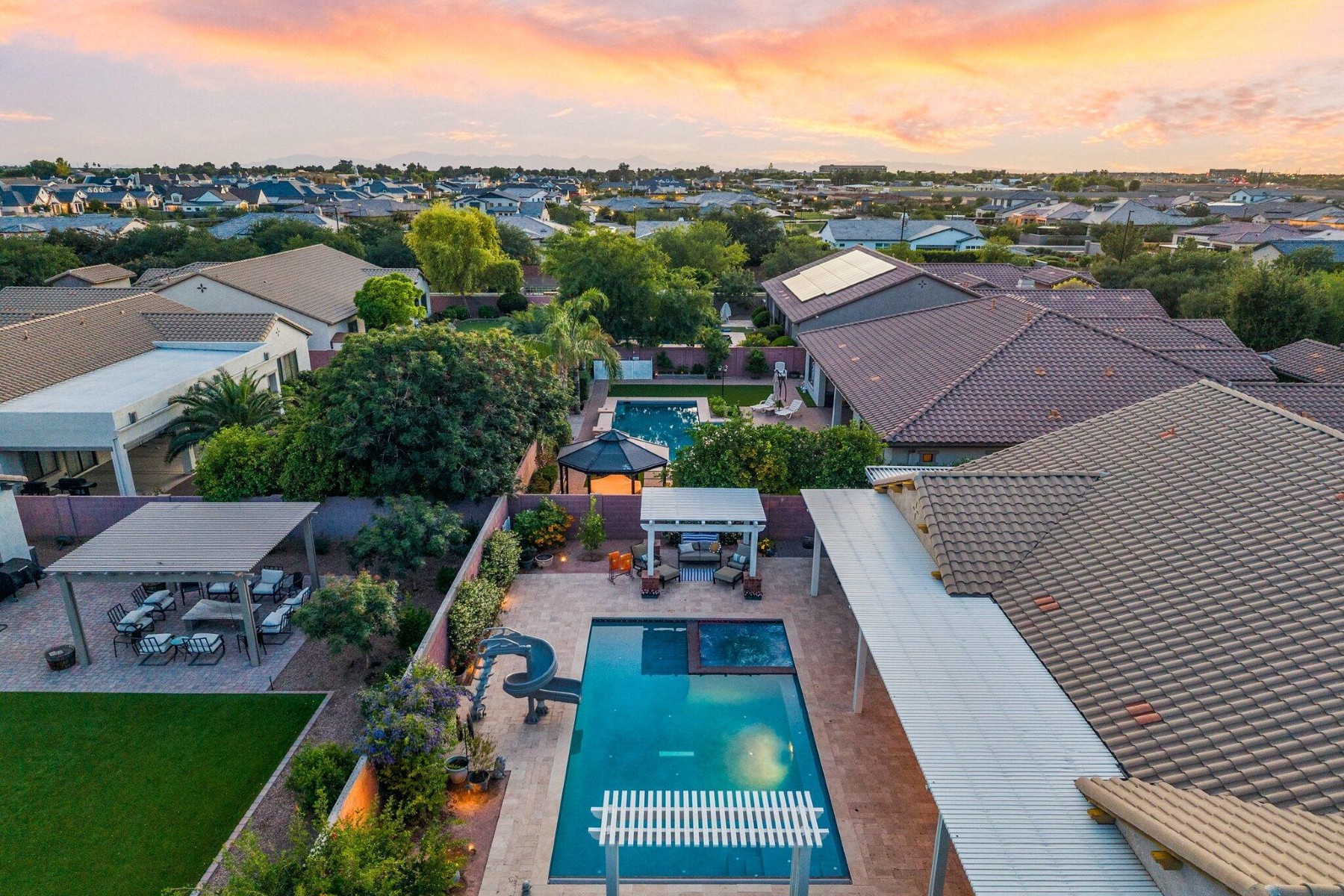  2845 E Red Oak Court  Gilbert, AZ - 物件實景