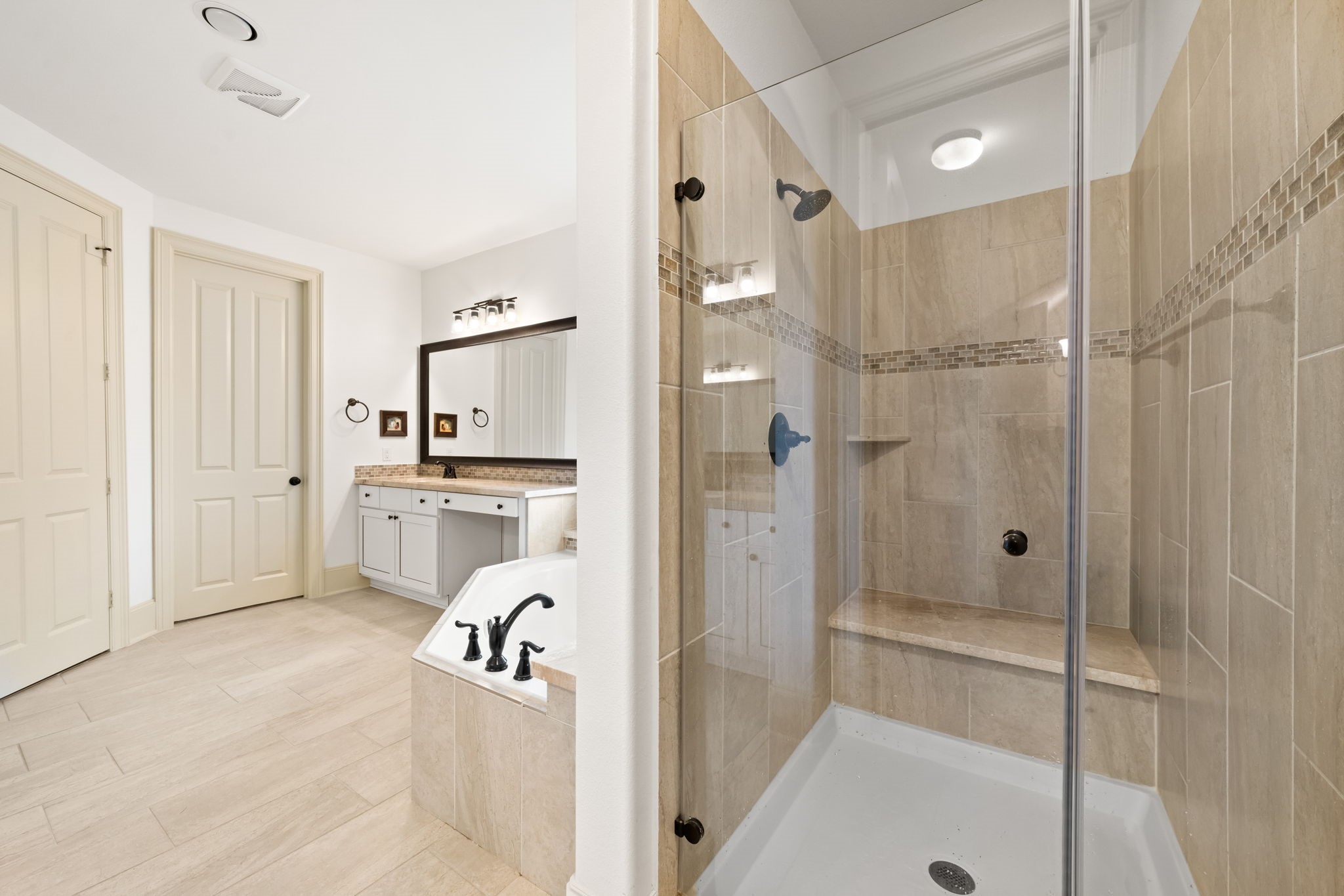  17203 Inghram Lane - 物件實景