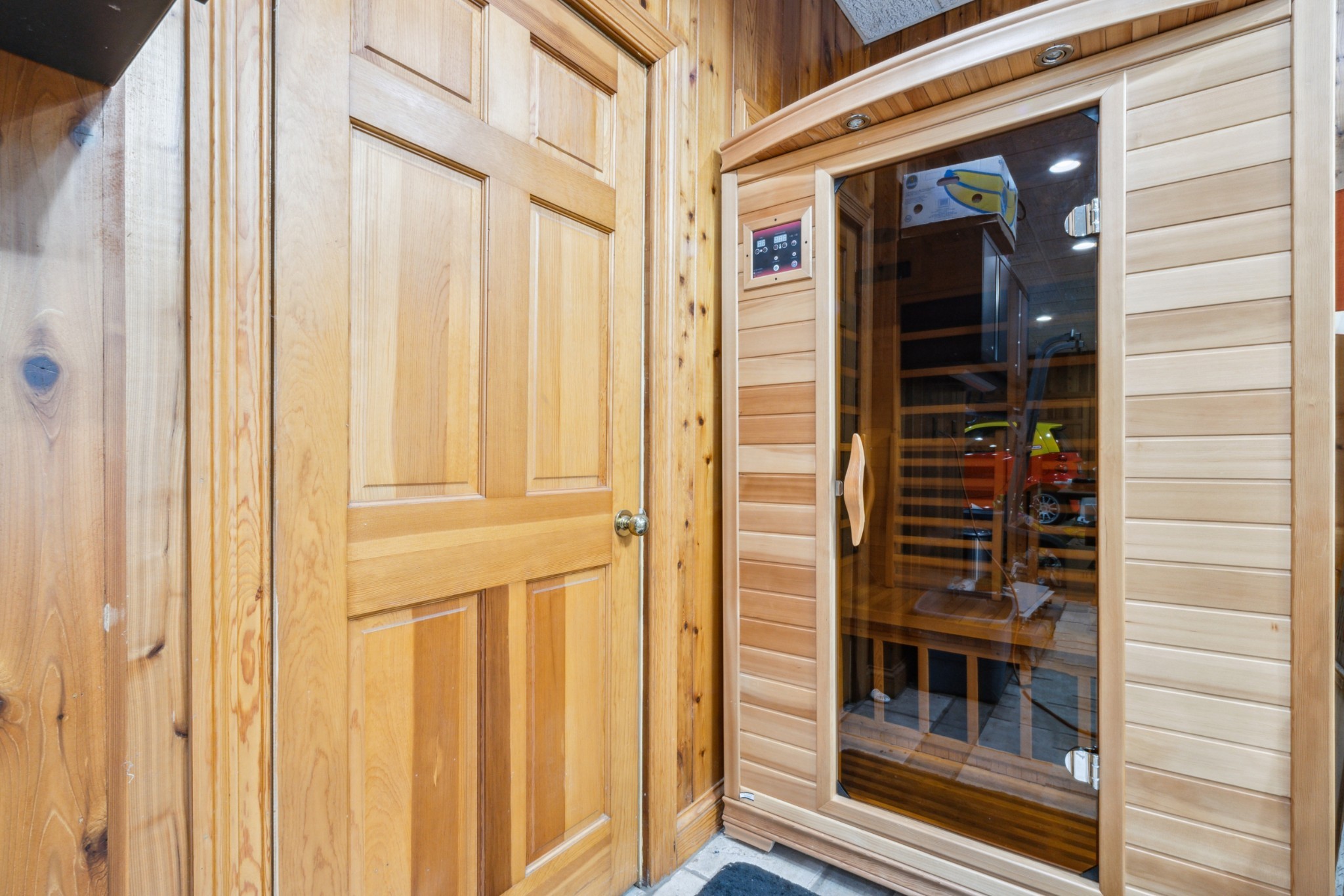 Nashville, Tennessee, 37215, United States, 5 Bedrooms Bedrooms, ,11 BathroomsBathrooms,Residential,For Sale,1997192