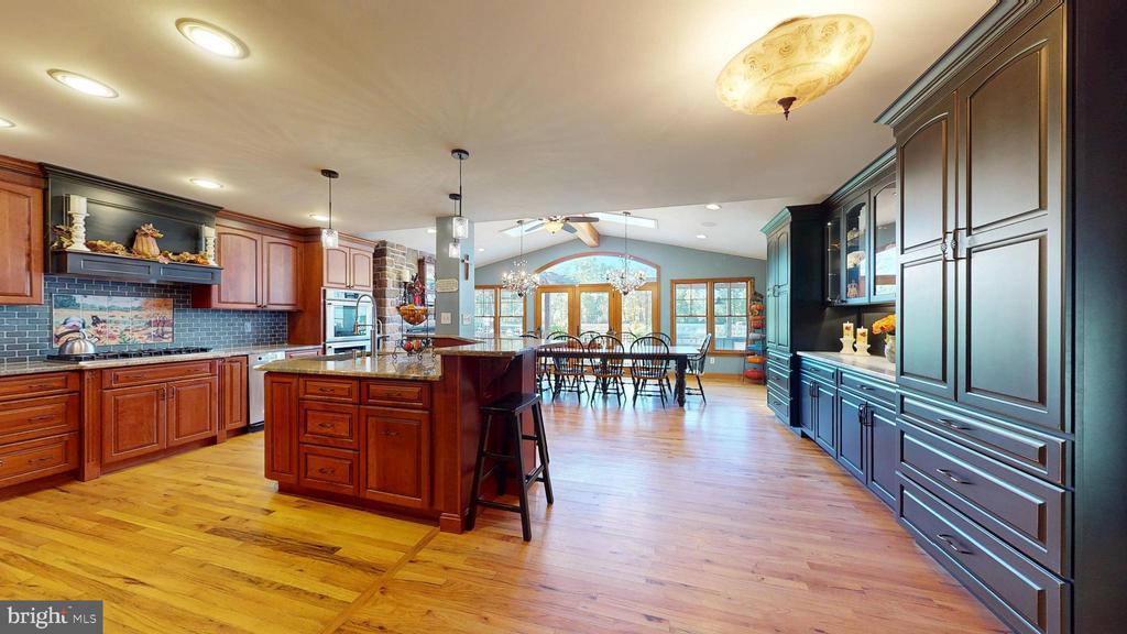 Medford, New Jersey, 08055, United States, 4 Bedrooms Bedrooms, ,4 BathroomsBathrooms,Residential,For Sale,1982523