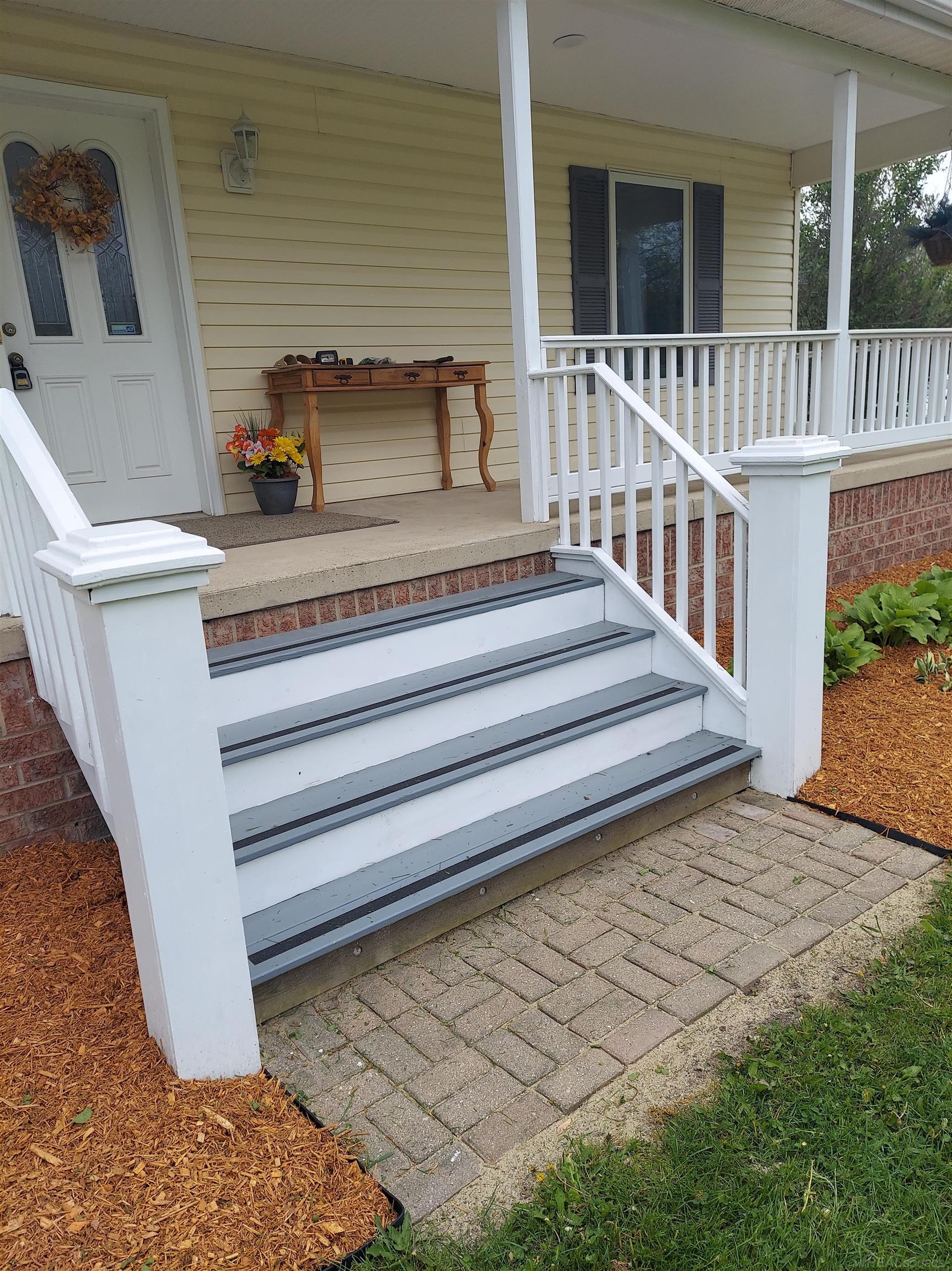 Armada, Michigan, 48005, United States, 4 Bedrooms Bedrooms, ,3 BathroomsBathrooms,Residential,For Sale,1994252