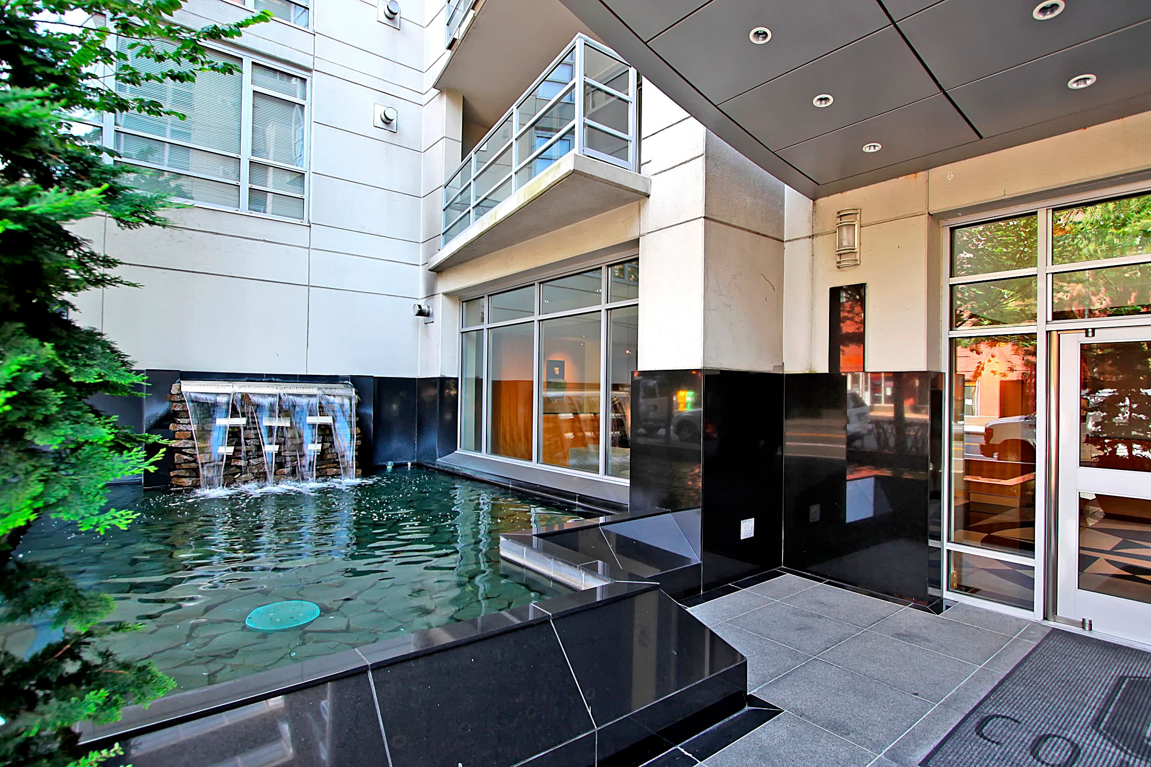 2929 1st Ave Unit #718, Seattle, WA 98121 