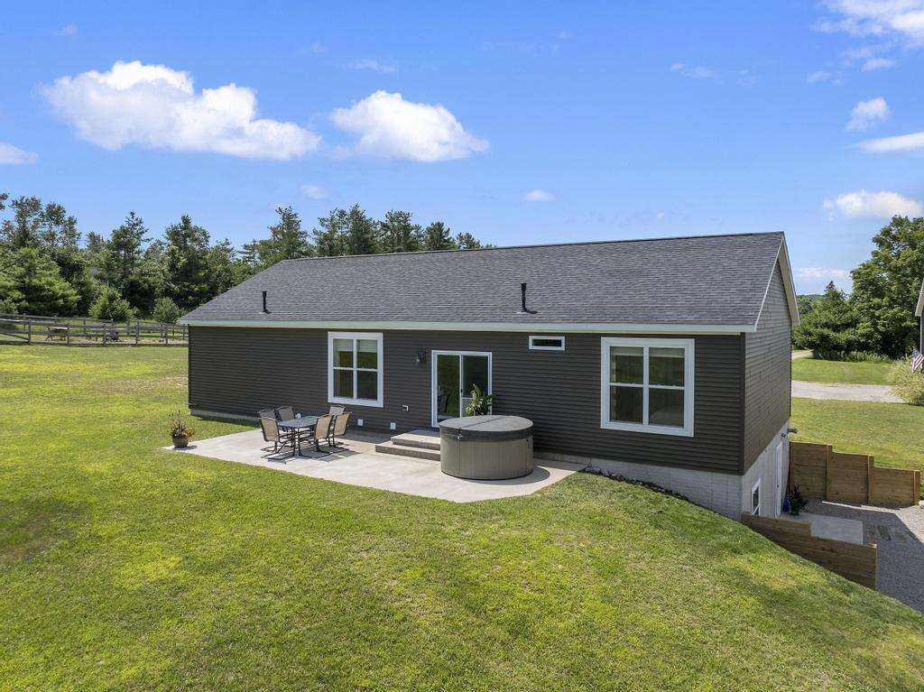 Petoskey, Michigan, 49770, United States, 4 Bedrooms Bedrooms, ,3 BathroomsBathrooms,Residential,For Sale,1906995