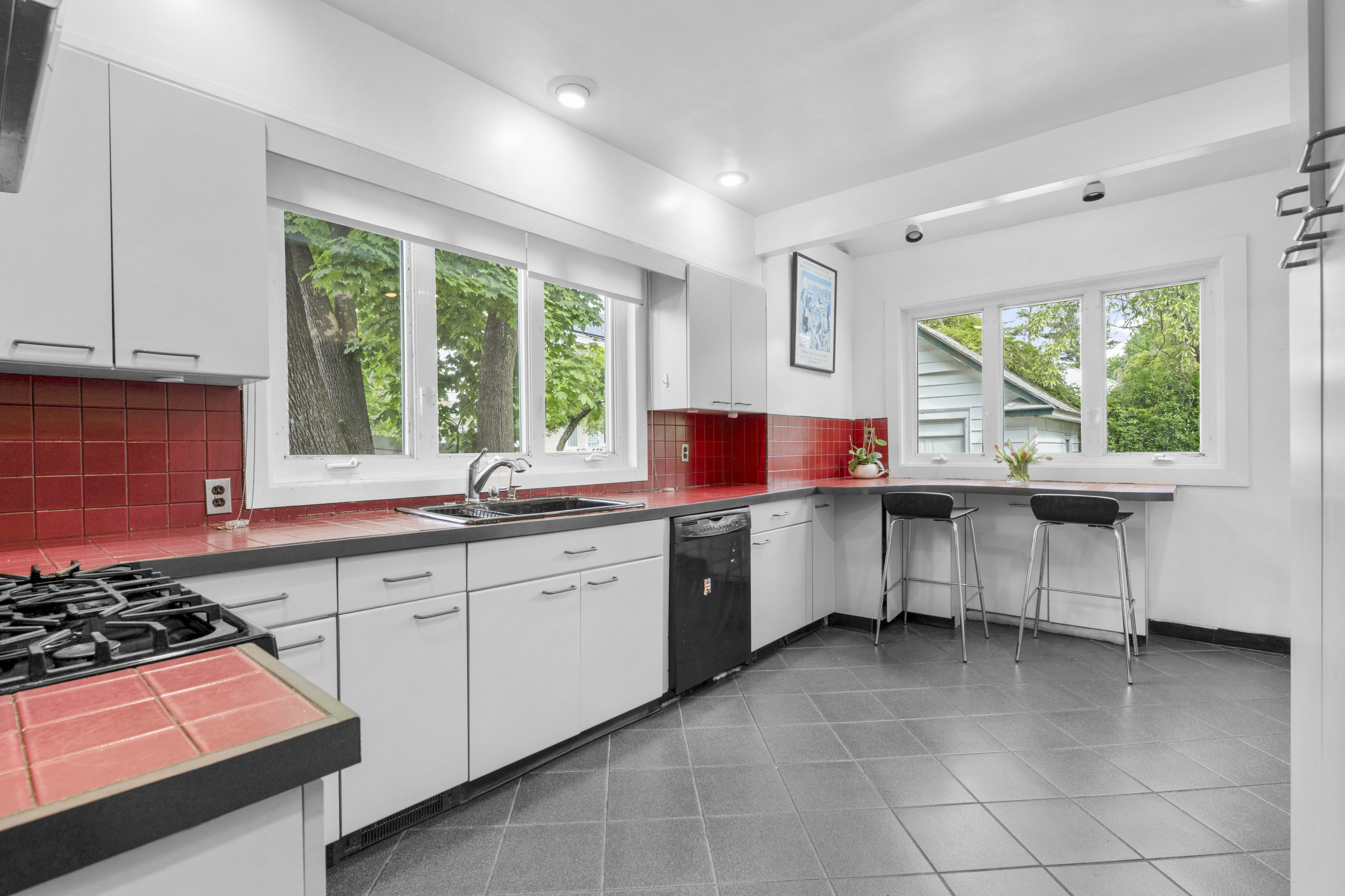  Classic New Rochelle Colonial - 物件實景