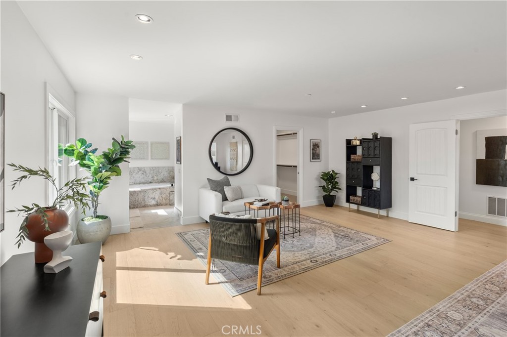 Yorba Linda, California, 92886, United States, 5 Bedrooms Bedrooms, ,6 BathroomsBathrooms,Residential,For Sale,1891782
