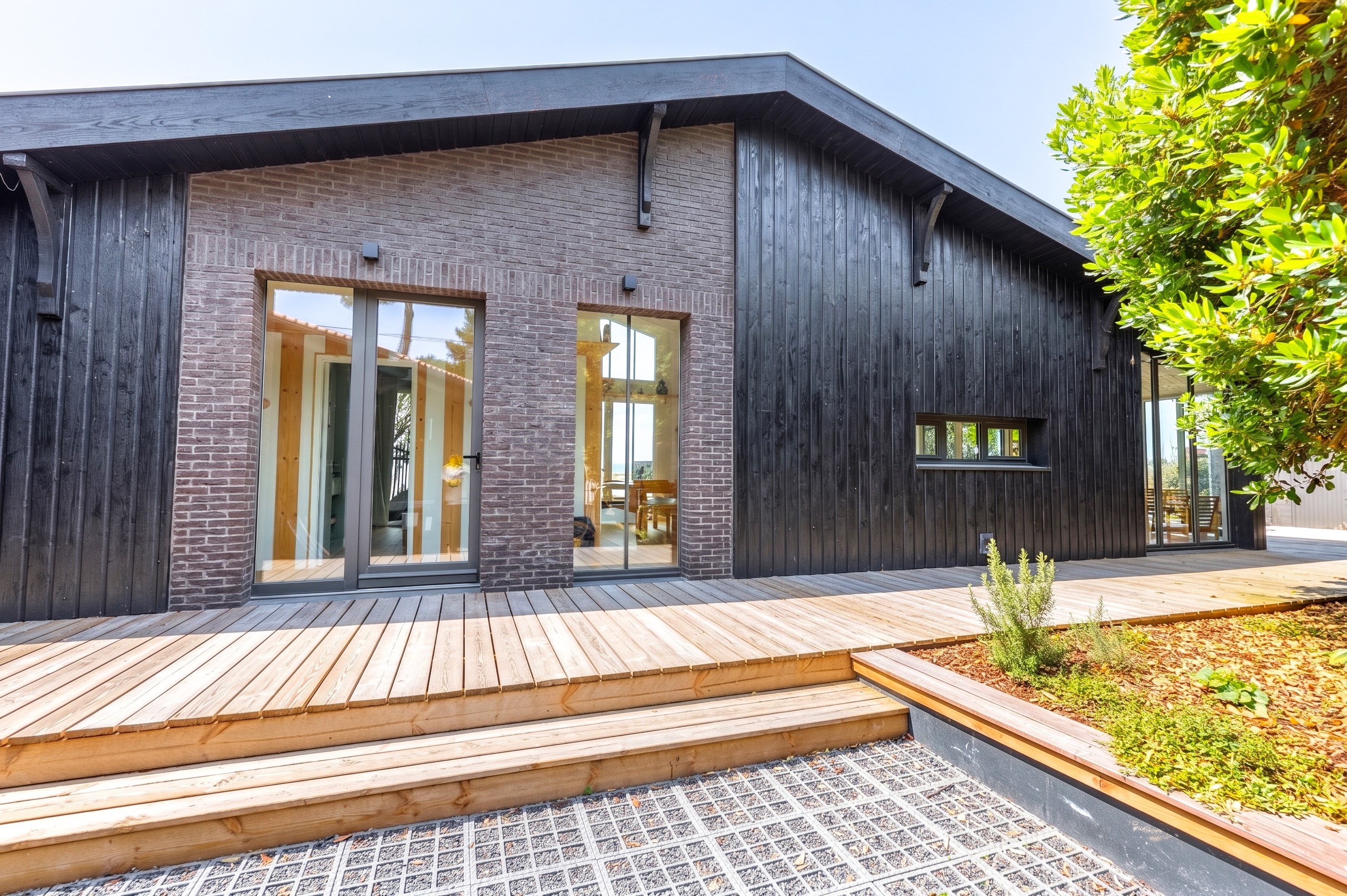  CAP FERRET PENINSULA - SEAFRONT ARCHITECT-DESIGNED VILLA WITH DIRECT BEACH ACCE… - 物件實景