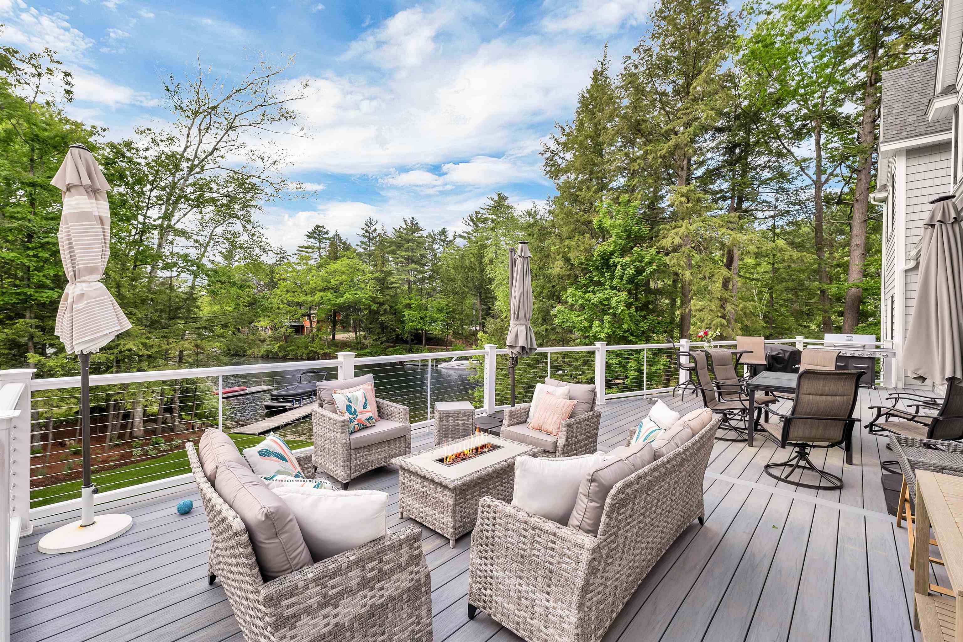 Meredith, New Hampshire, 03253, United States, 6 Bedrooms Bedrooms, ,4 BathroomsBathrooms,Residential,For Sale,1828401
