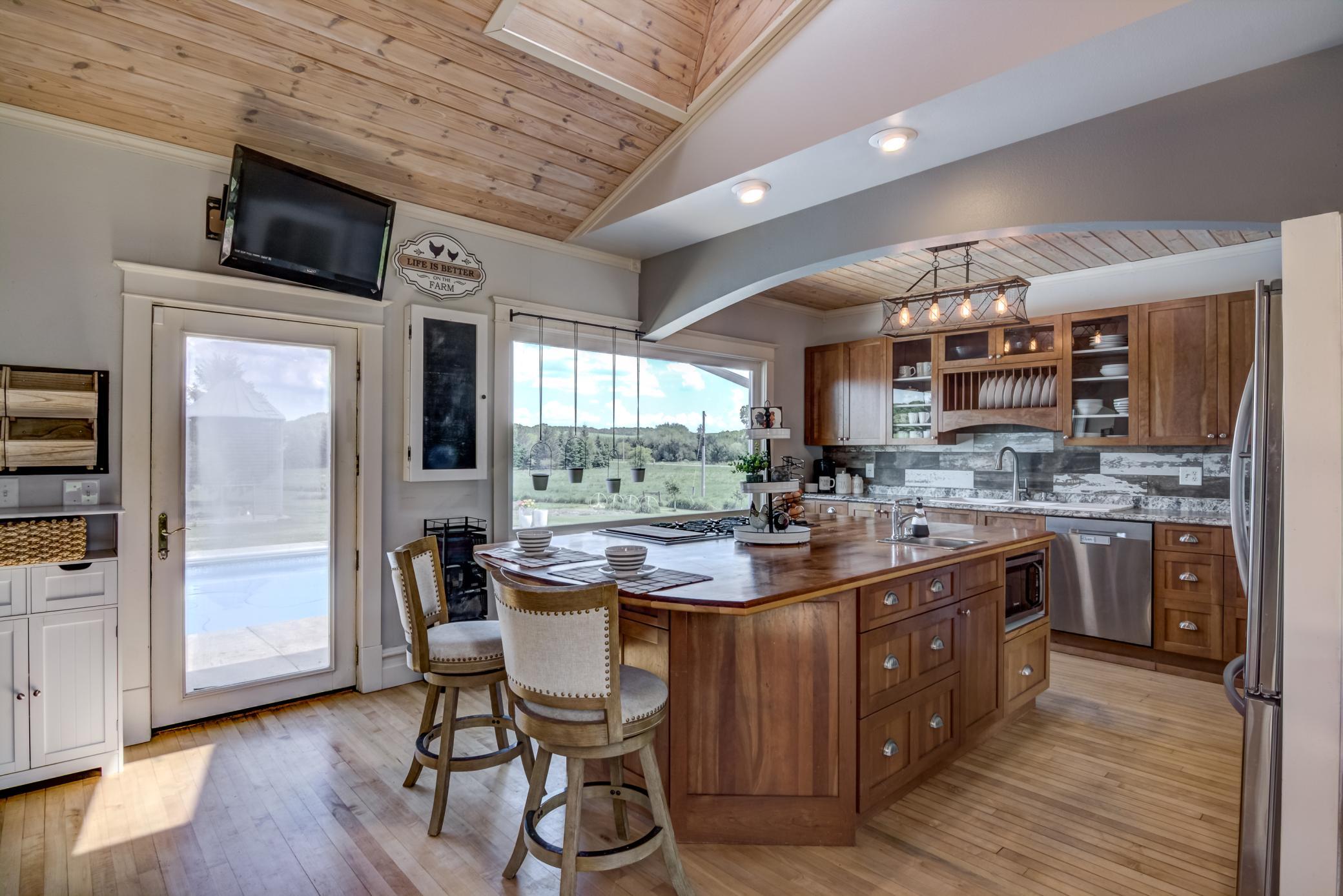 Augusta, Wisconsin, 54722, United States, 4 Bedrooms Bedrooms, ,4 BathroomsBathrooms,Residential,For Sale,2049403