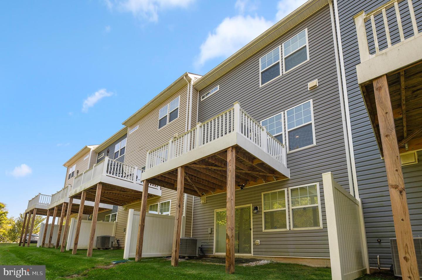 Severn, Maryland, 21144, United States, 4 Bedrooms Bedrooms, ,4 BathroomsBathrooms,Residential,For Sale,1957438