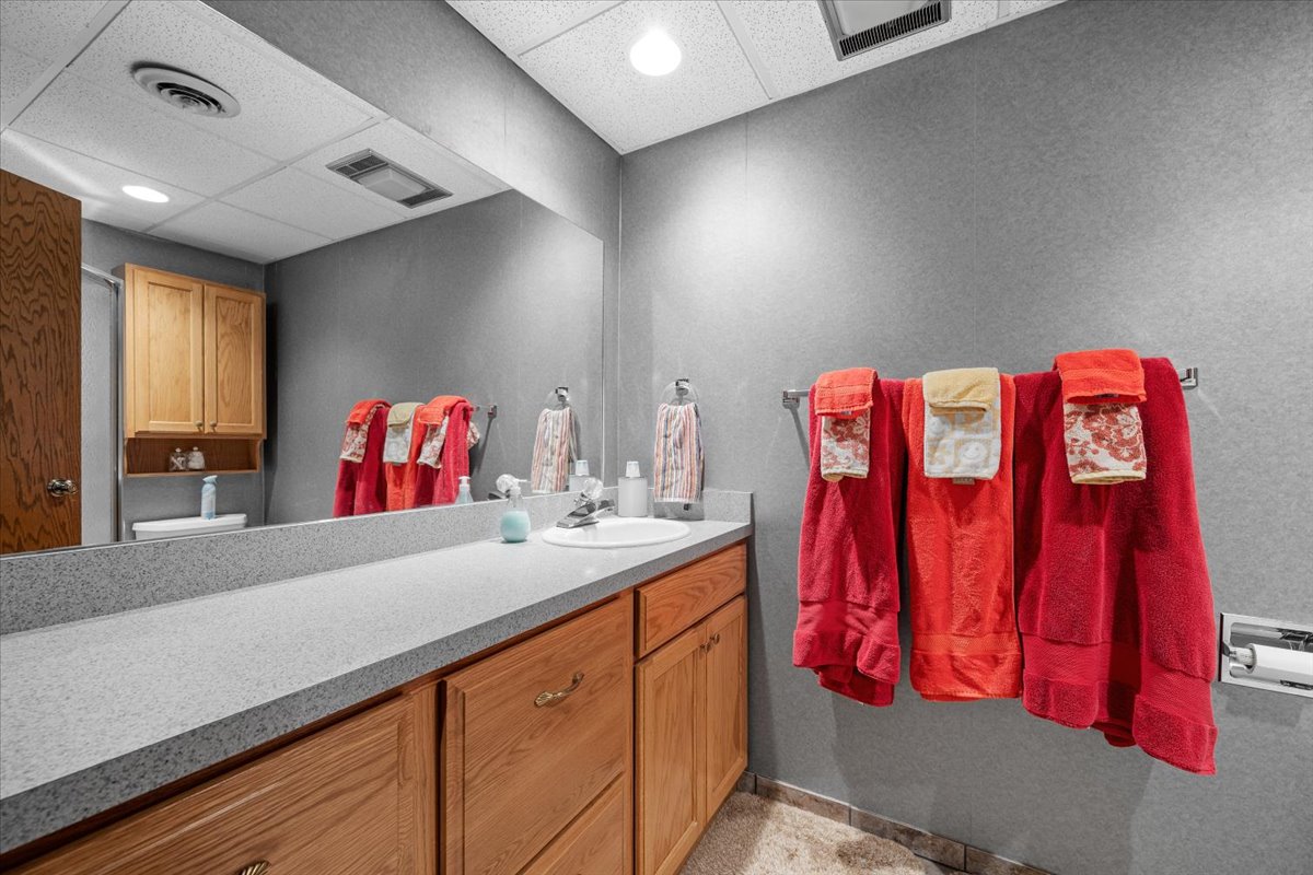 Lead, South Dakota, 57754, United States, 4 Bedrooms Bedrooms, ,3 BathroomsBathrooms,Residential,For Sale,1975195