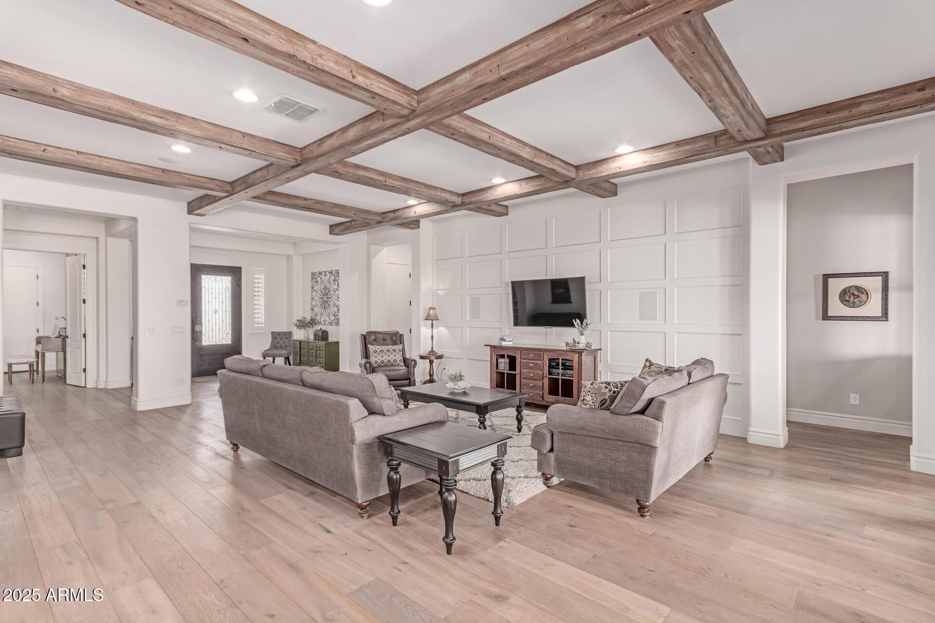 Phoenix, Arizona, 85050, United States, 5 Bedrooms Bedrooms, ,4 BathroomsBathrooms,Residential,For Sale,1980478