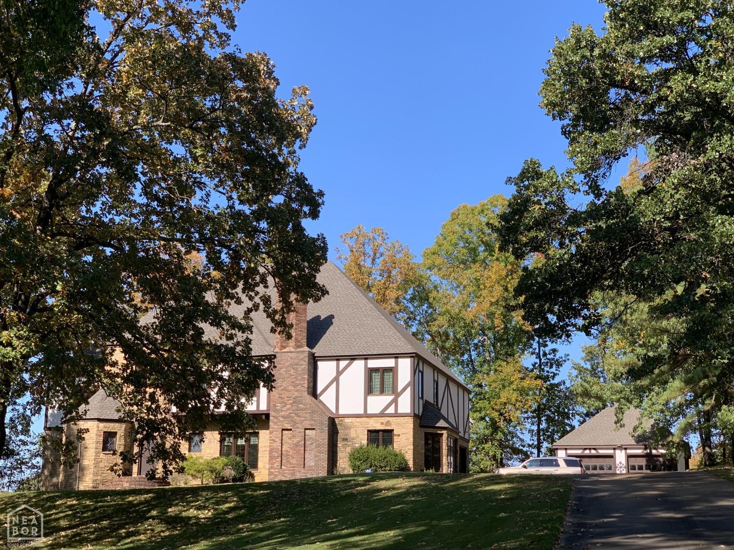 Wynne, Arkansas, 72396, United States, 4 Bedrooms Bedrooms, ,5 BathroomsBathrooms,Residential,For Sale,1979958