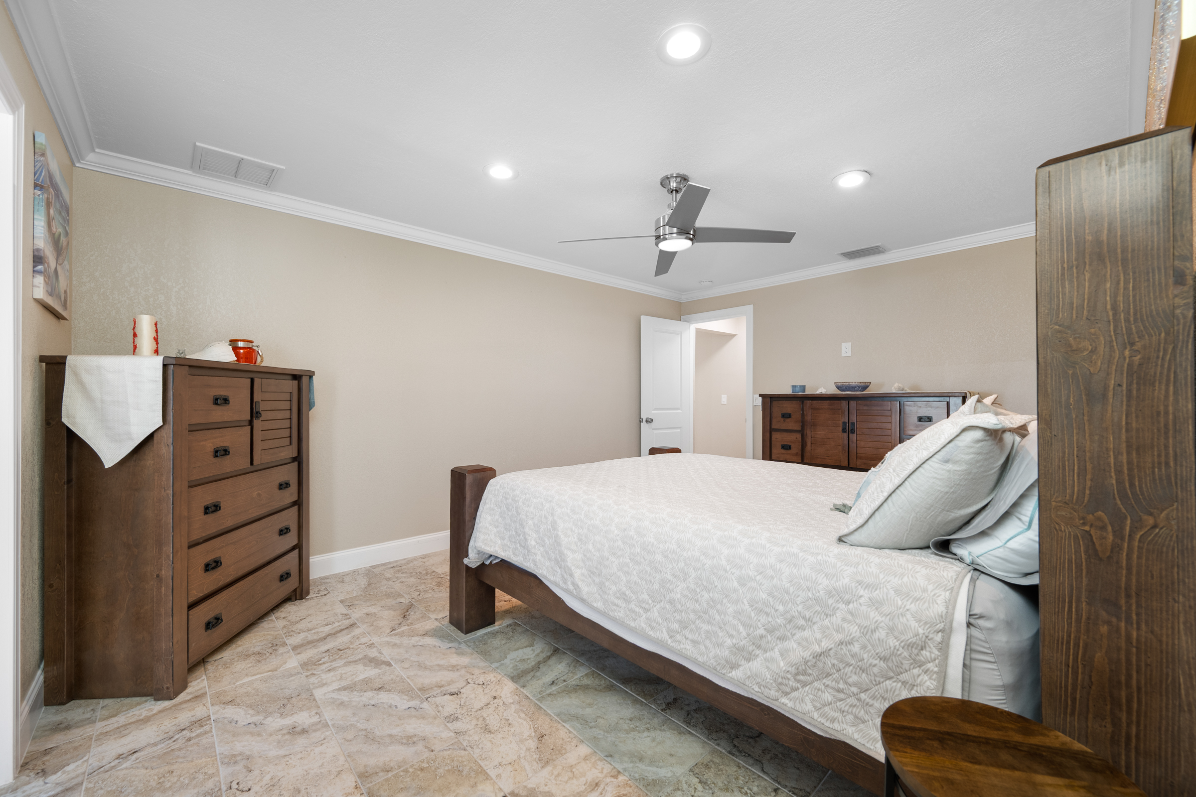 North Redington Beach, Florida, 33708, United States, 3 Bedrooms Bedrooms, ,2 BathroomsBathrooms,Residential,For Sale,2017347