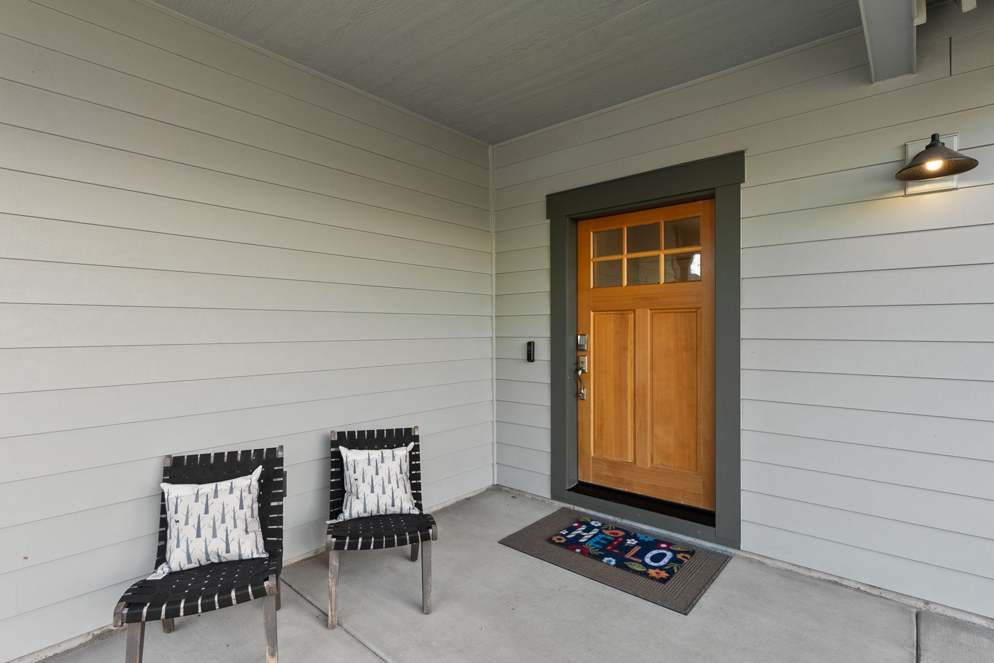 Sisters, Oregon, 97759, United States, 3 Bedrooms Bedrooms, ,2 BathroomsBathrooms,Residential,For Sale,1910956