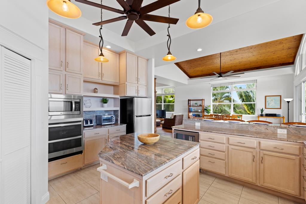 Kailua-Kona, Hawaii, 96740, United States, 4 Bedrooms Bedrooms, ,4 BathroomsBathrooms,Residential,For Sale,1836810