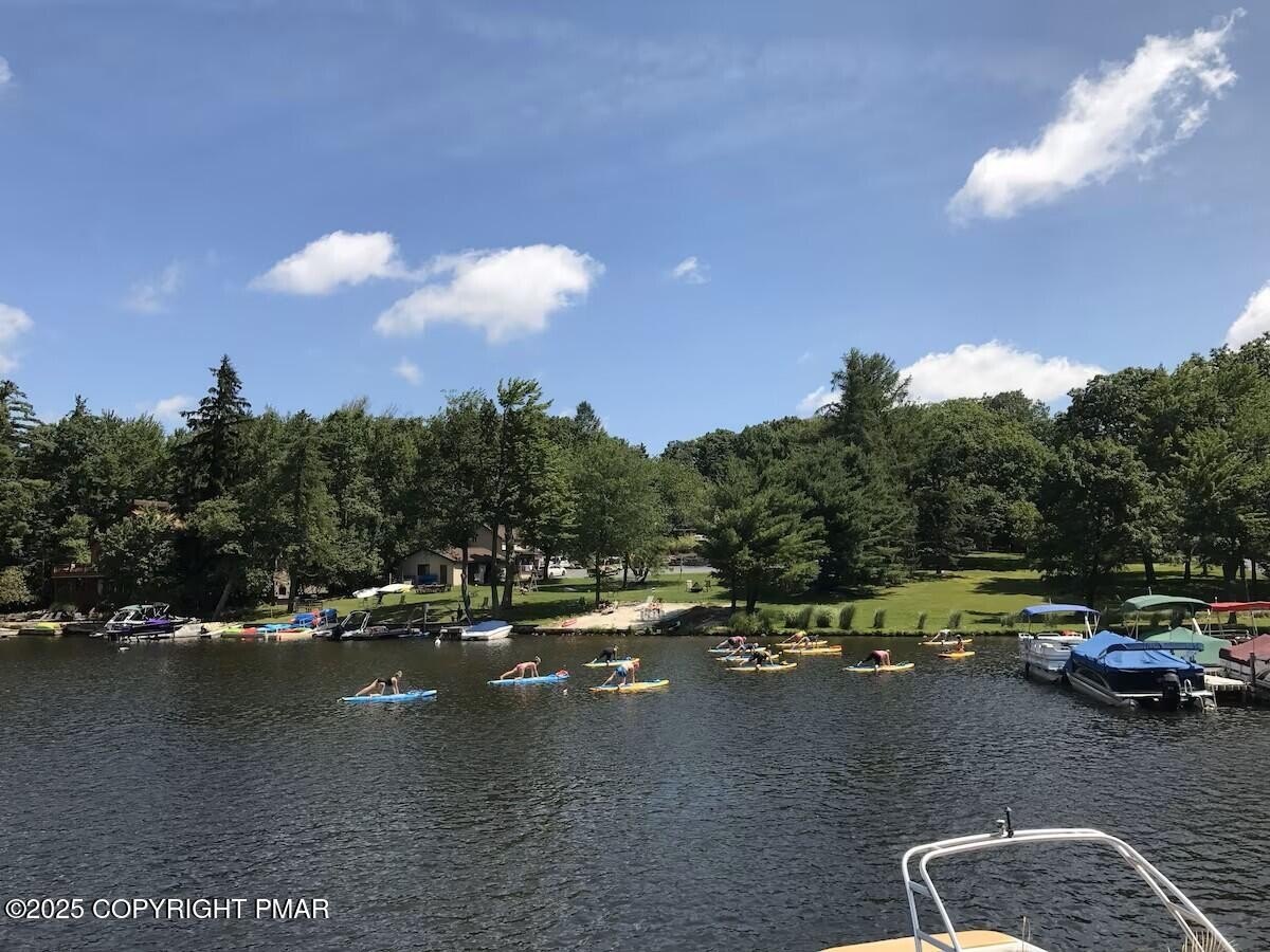 Lake Harmony, Pennsylvania, 18624, United States, 6 Bedrooms Bedrooms, ,3 BathroomsBathrooms,Residential,For Sale,1983616