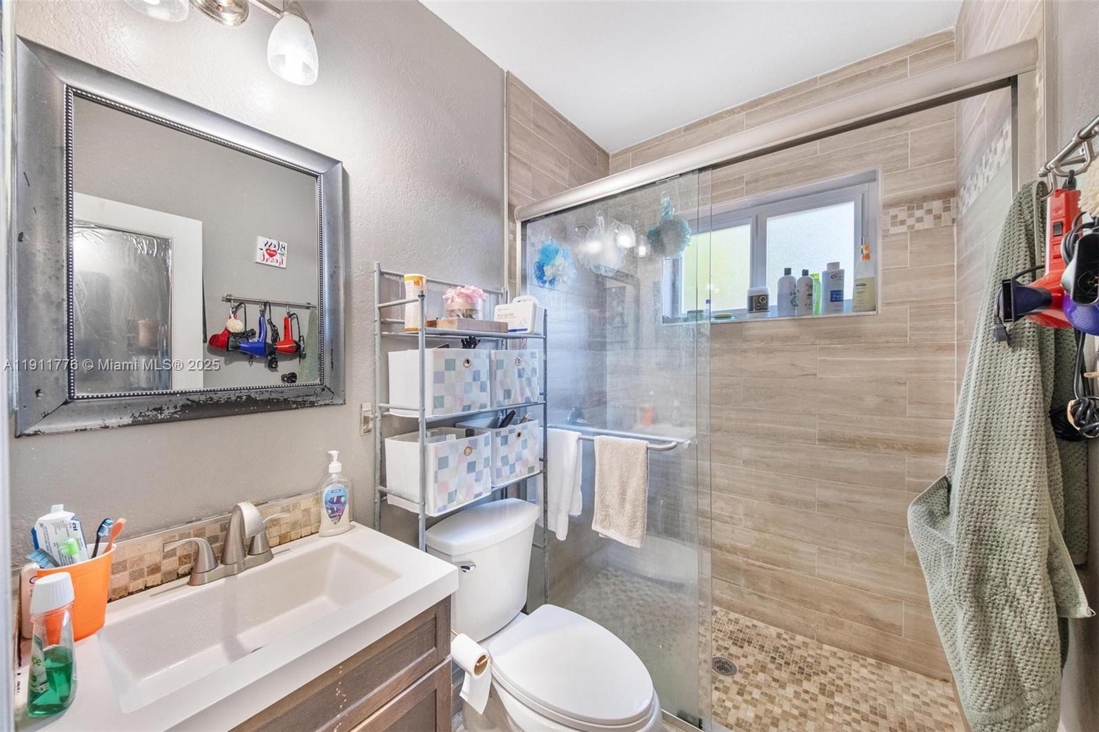 North Miami, Florida, 33168, United States, ,Residential,For Sale,1991833