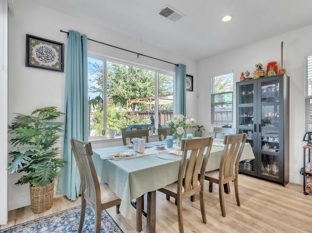 Lathrop, California, 95330, United States, 4 Bedrooms Bedrooms, ,3 BathroomsBathrooms,Residential,For Sale,1988018